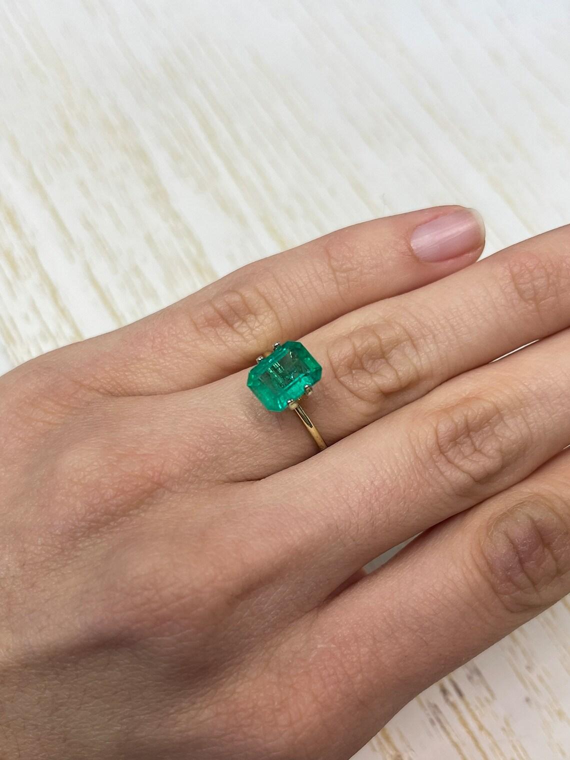 Tiefgrüner 2,50 Karat Classic Smaragd-Schliff kolumbianischer Smaragd Edelstein - Mai-Geburtsstein im Angebot 3
