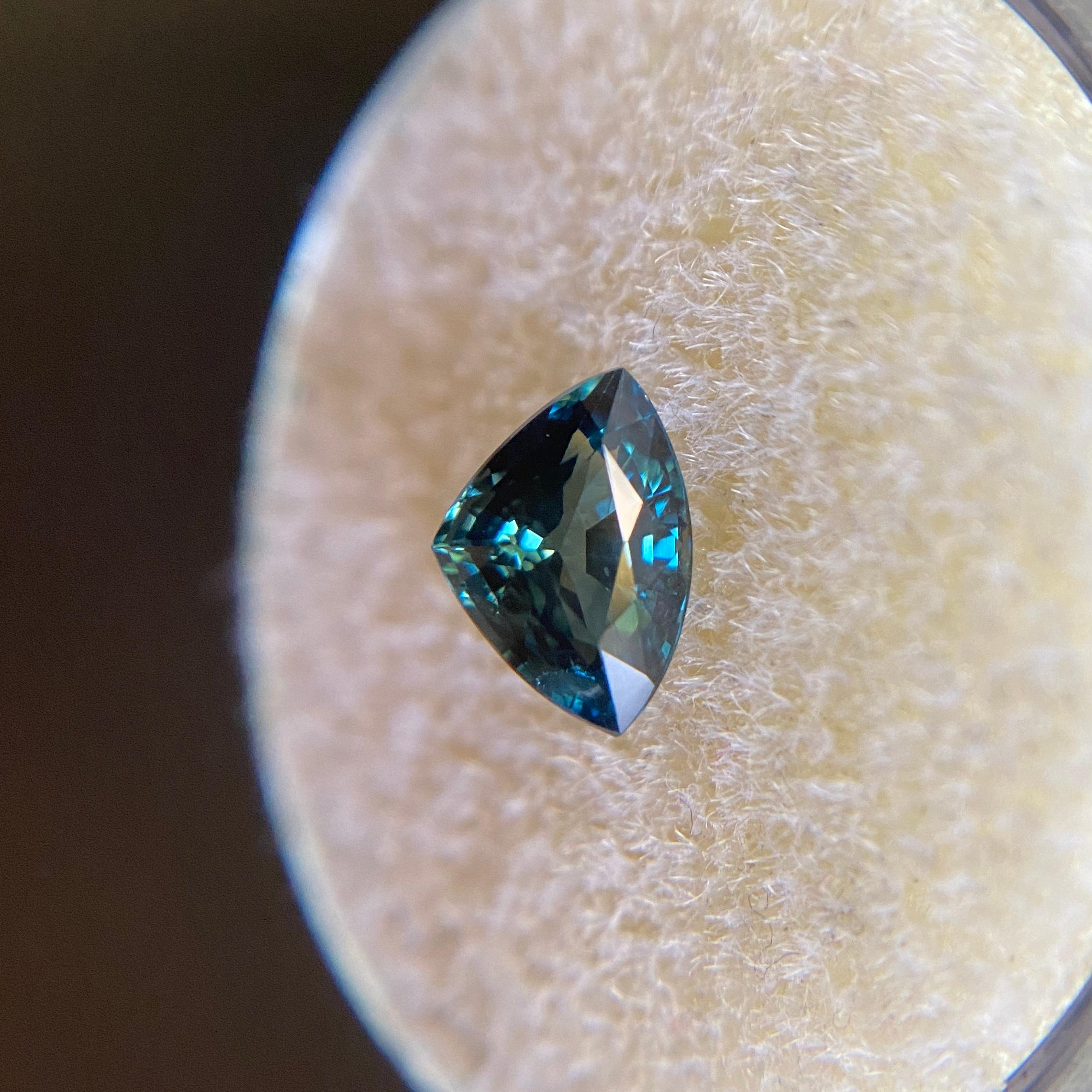 Women's or Men's Deep Green Blue Sapphire 1.24ct Trillion Triangle Cut Loose Gemstone
