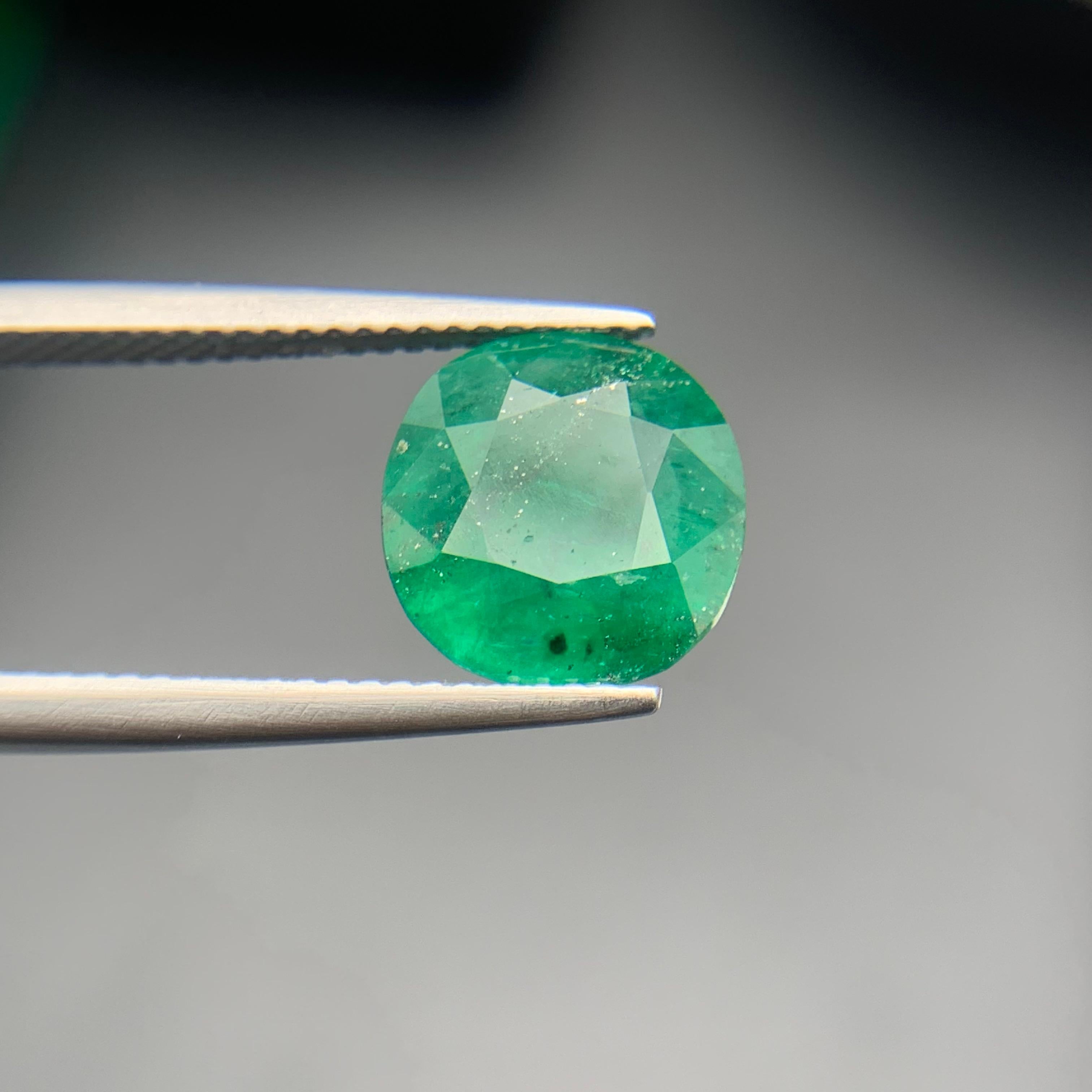 Deep Green Emerald 3.80 Ct Natural Loose Gemstone Round Cut for Ring or Jewelry in vendita 4