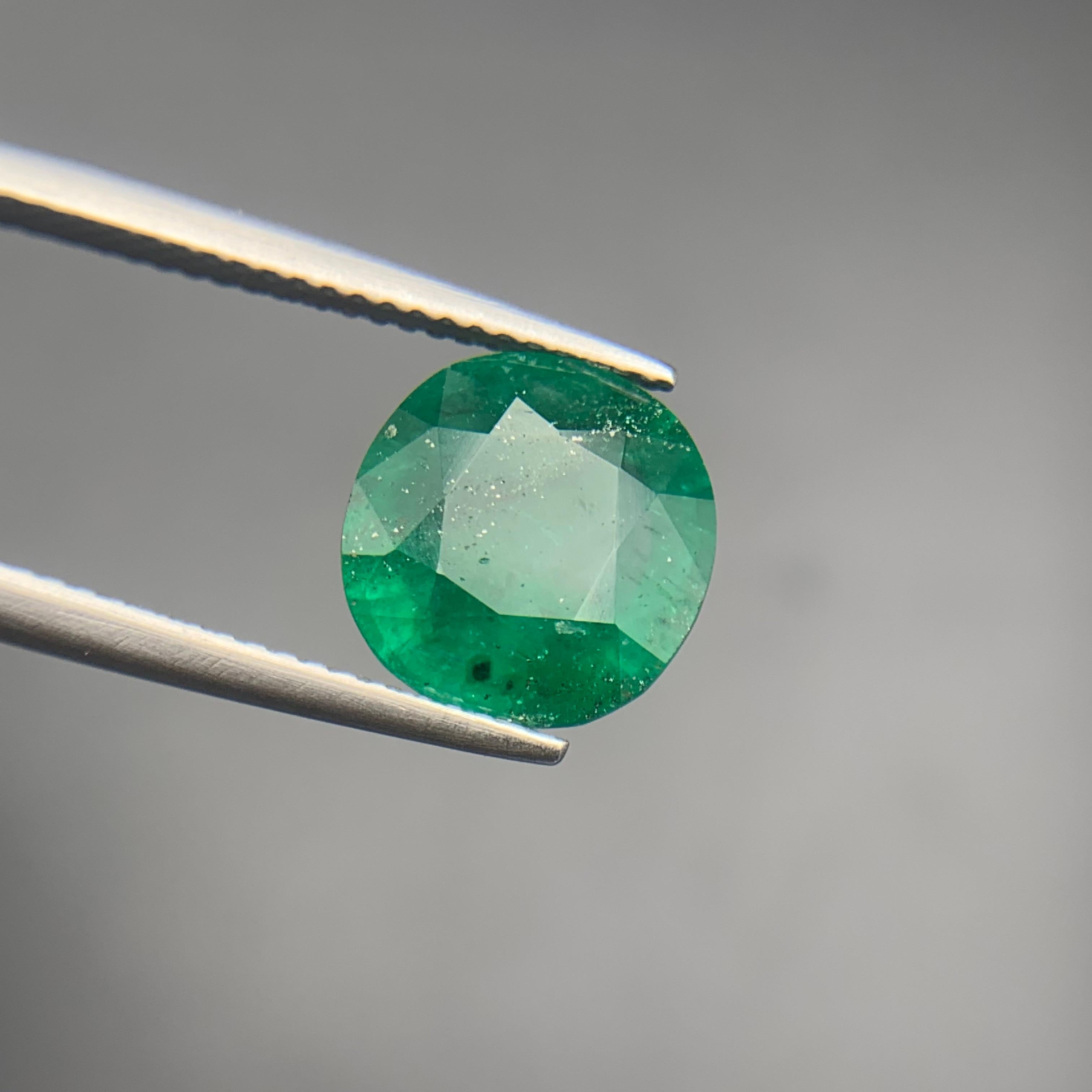 Contemporaneo Deep Green Emerald 3.80 Ct Natural Loose Gemstone Round Cut for Ring or Jewelry in vendita