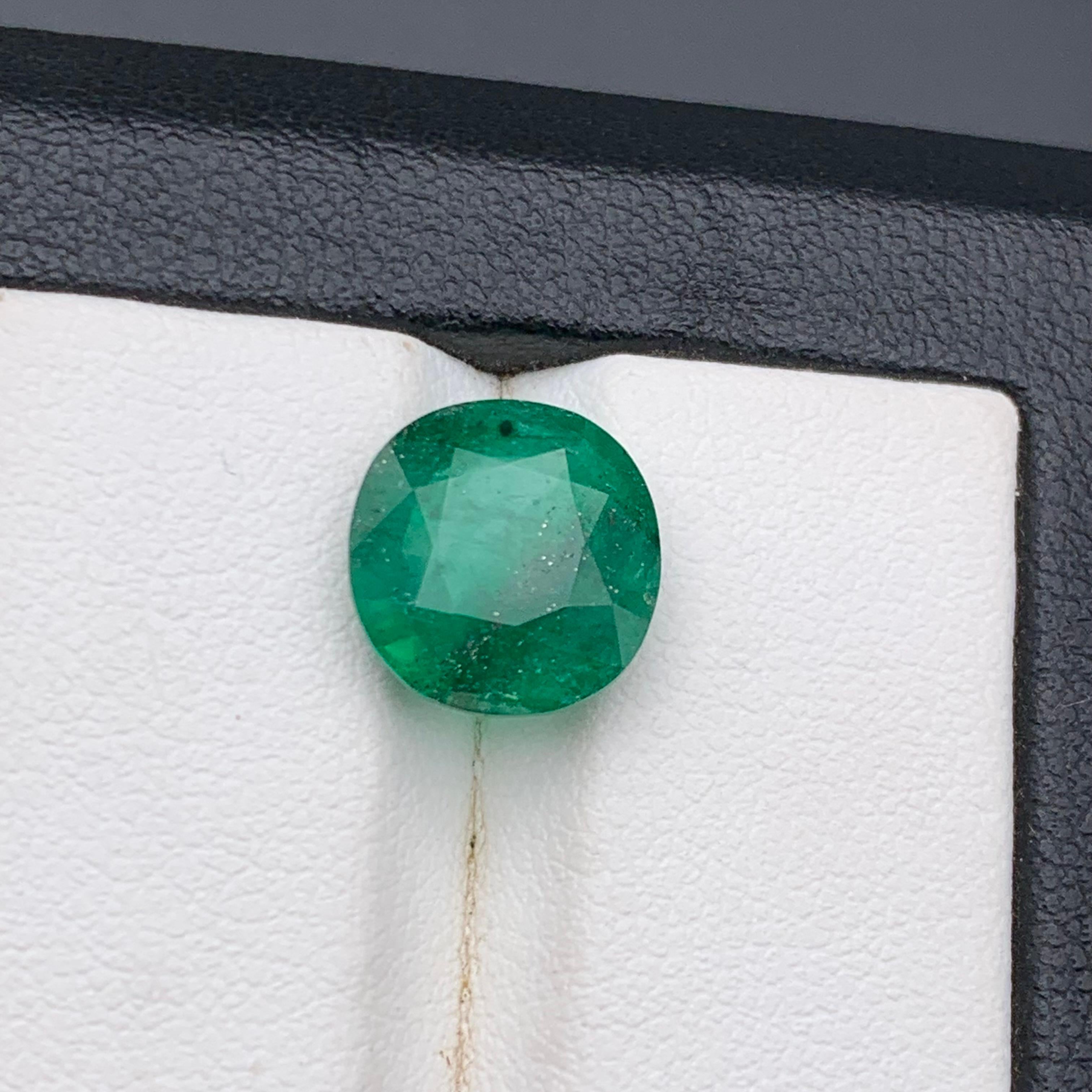 Taglio rotondo Deep Green Emerald 3.80 Ct Natural Loose Gemstone Round Cut for Ring or Jewelry in vendita