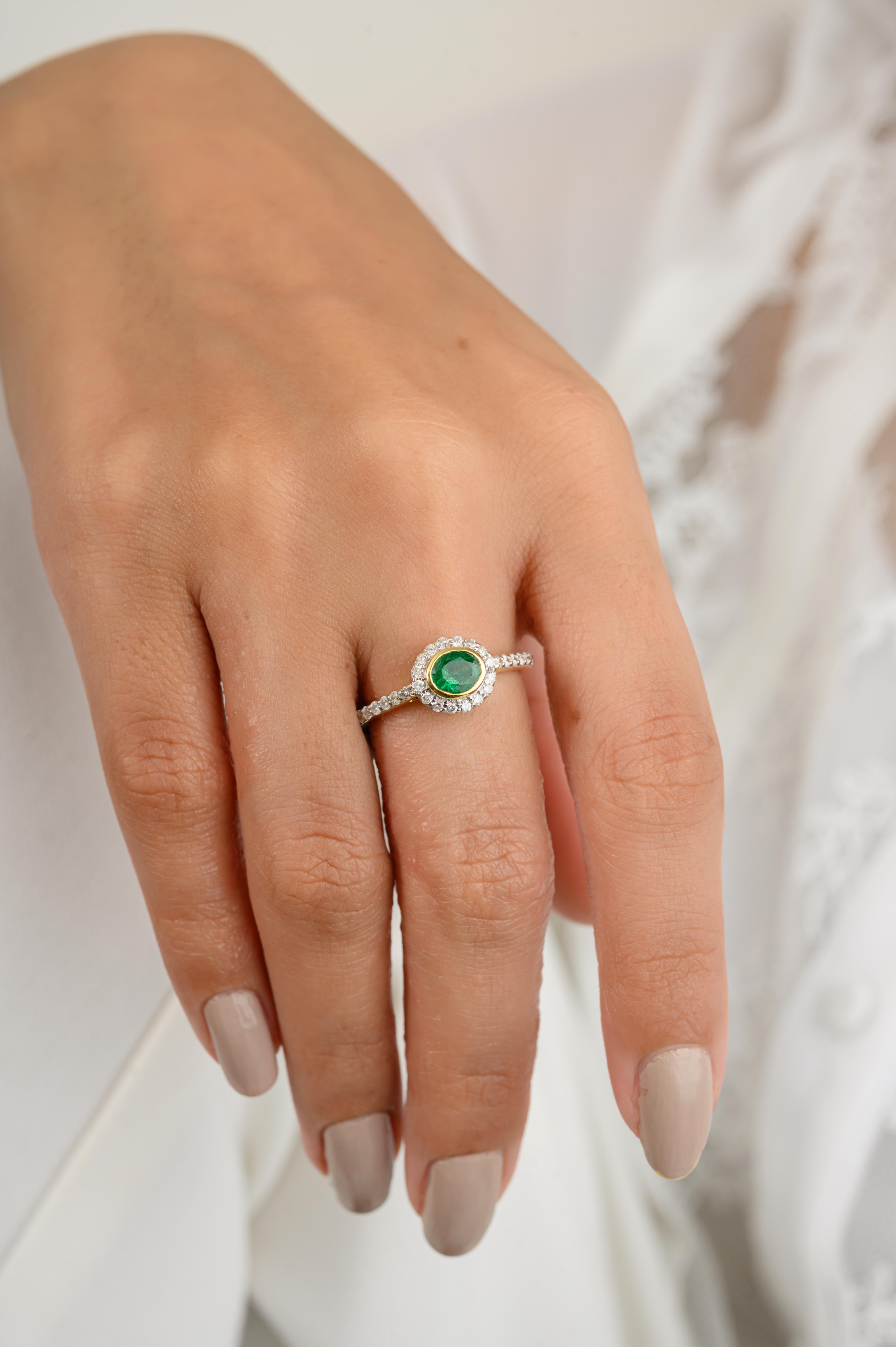 En vente :  Bague de fiançailles de Zambie avec halo de diamants en or jaune massif 14 carats 2