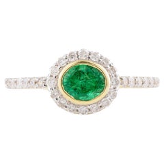 Zambianischer Smaragd-Verlobungsring mit Halo-Diamanten aus 14 Karat massivem Gelbgold
