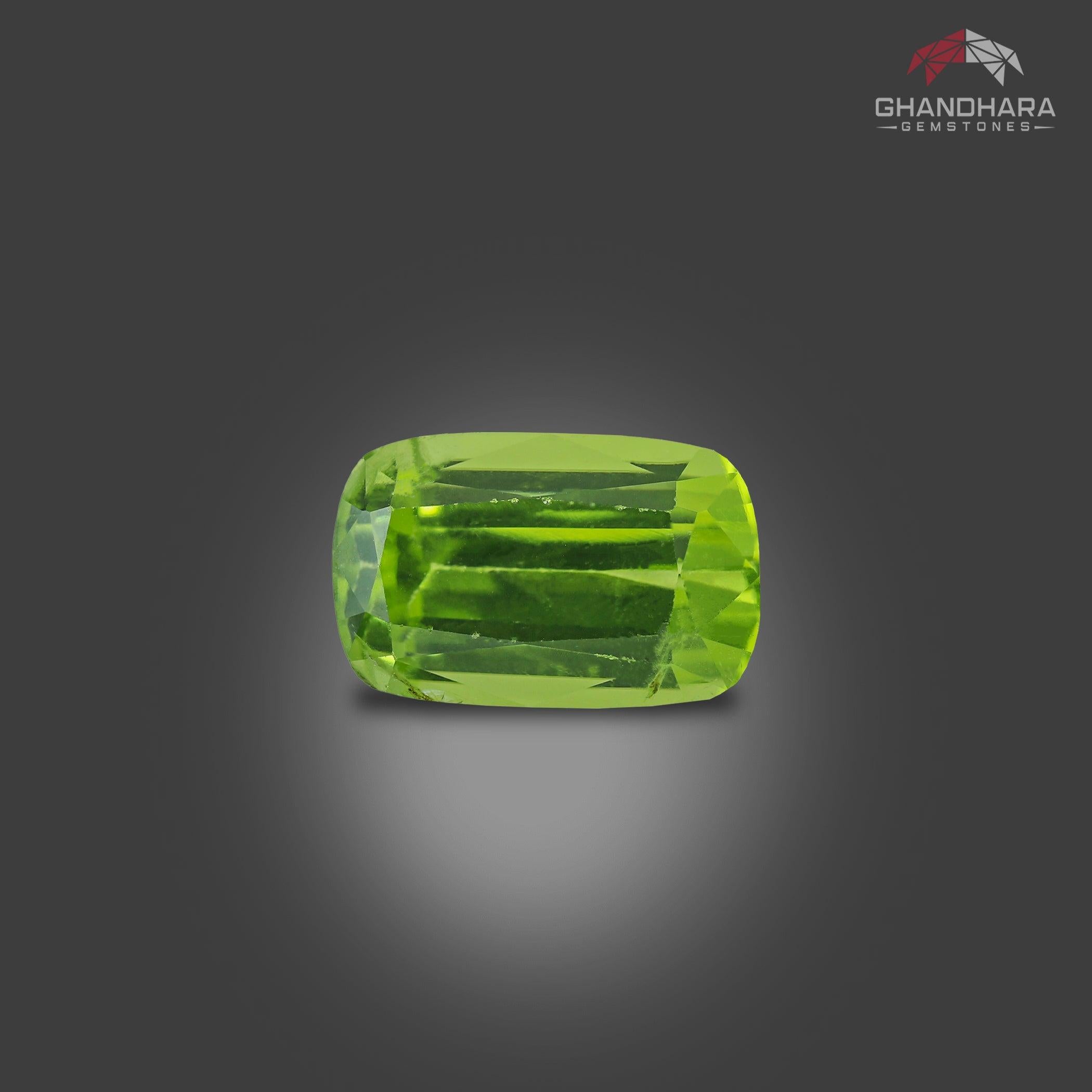 Deep Green Natural Peridot Stone of 4.05 carats from Pakistan has a wonderful cut in a Cushion shape, incredible Green color. Great brilliance. This gem is VVS Clarity.

Product Information:
GEMSTONE TYPE:	Deep Green Natural Peridot