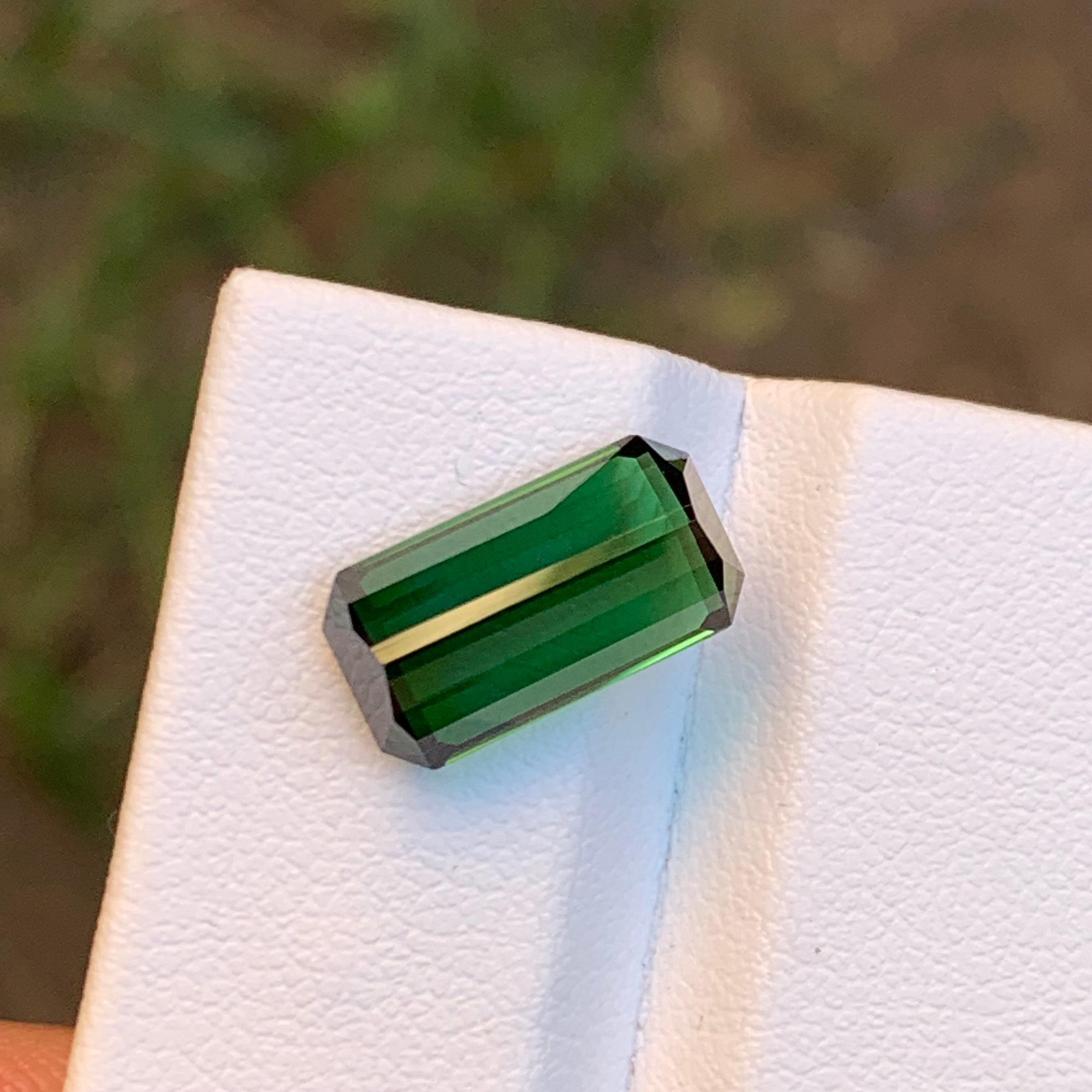 Deep Green Natural Tourmaline Loose Gemstone, 5.05 Ct-Emerald Cut Top Quality Af For Sale 1