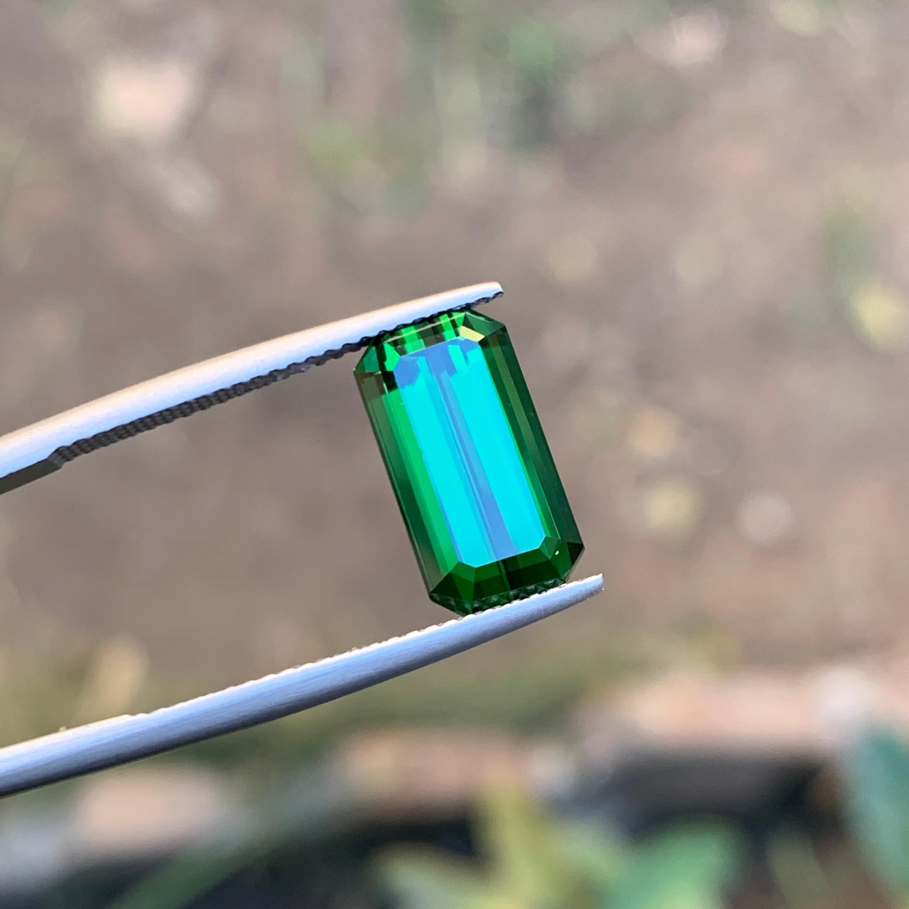 Deep Green Natural Tourmaline Loose Gemstone, 5.05 Ct-Emerald Cut Top Quality Af For Sale 2