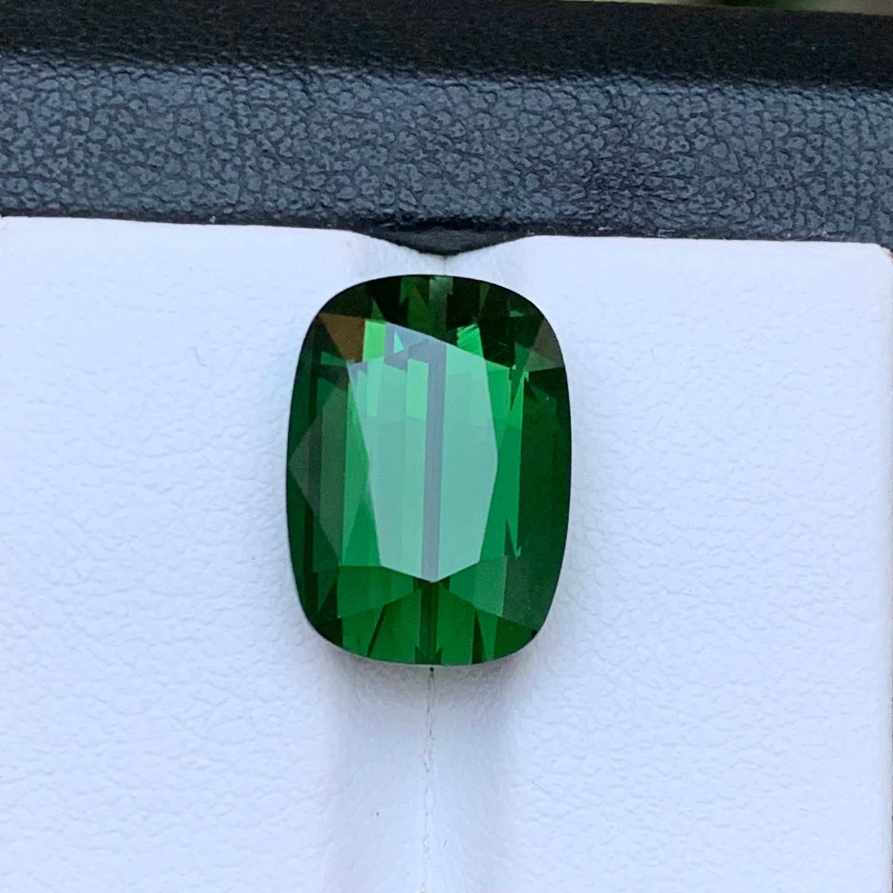 Bague en tourmaline naturelle vert foncé, pierre précieuse non sertie 11.25 carats, taille coussin en vente 6