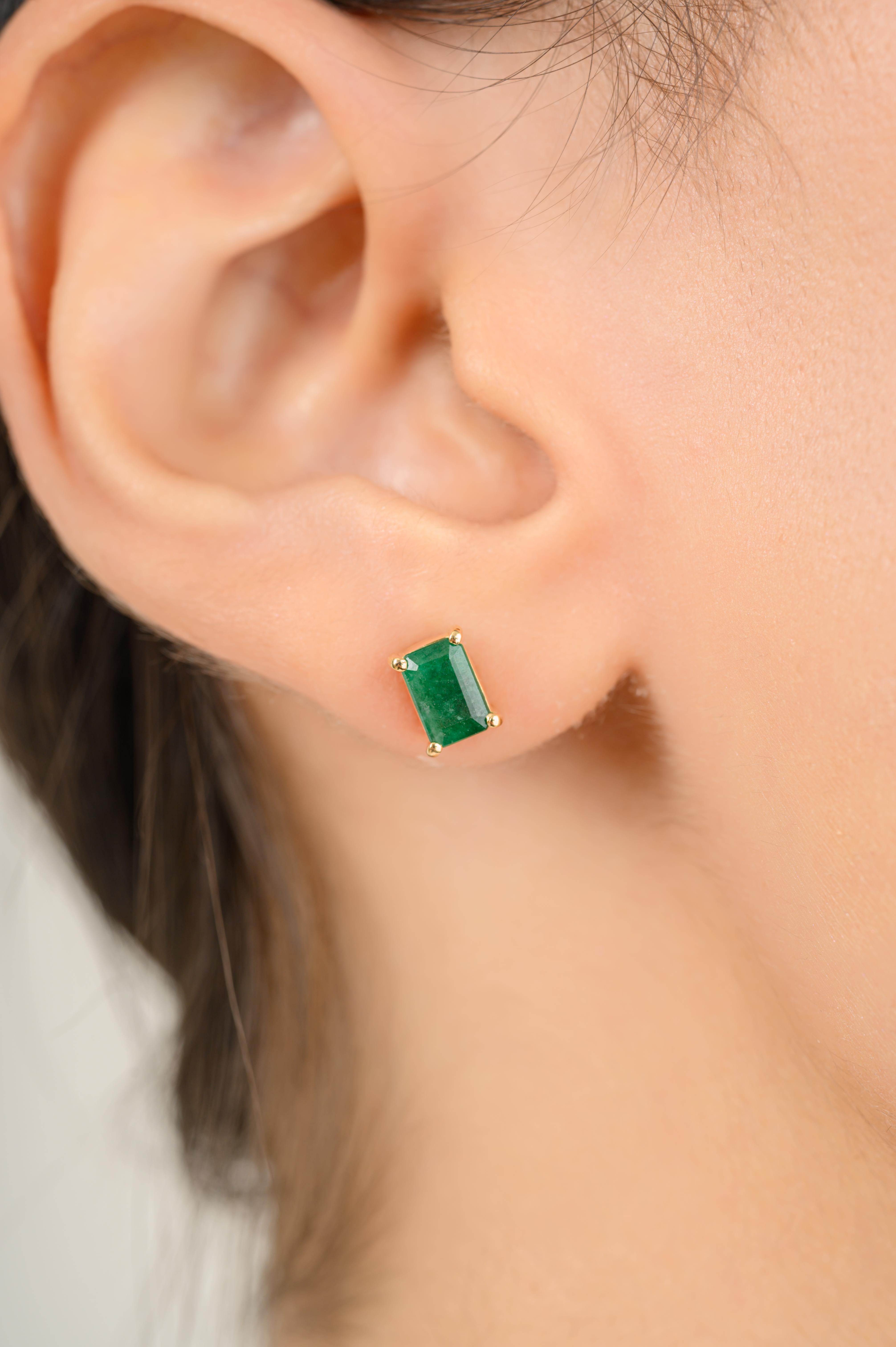 Taille octogone Clous d'oreilles octogonales en or jaune massif 18 carats en vente