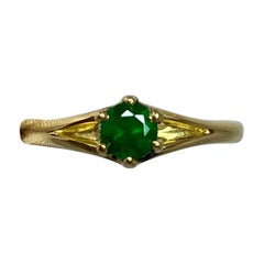 Deep Green Round Diamond Cut Emerald 18 Karat Yellow Gold Solitaire Ring