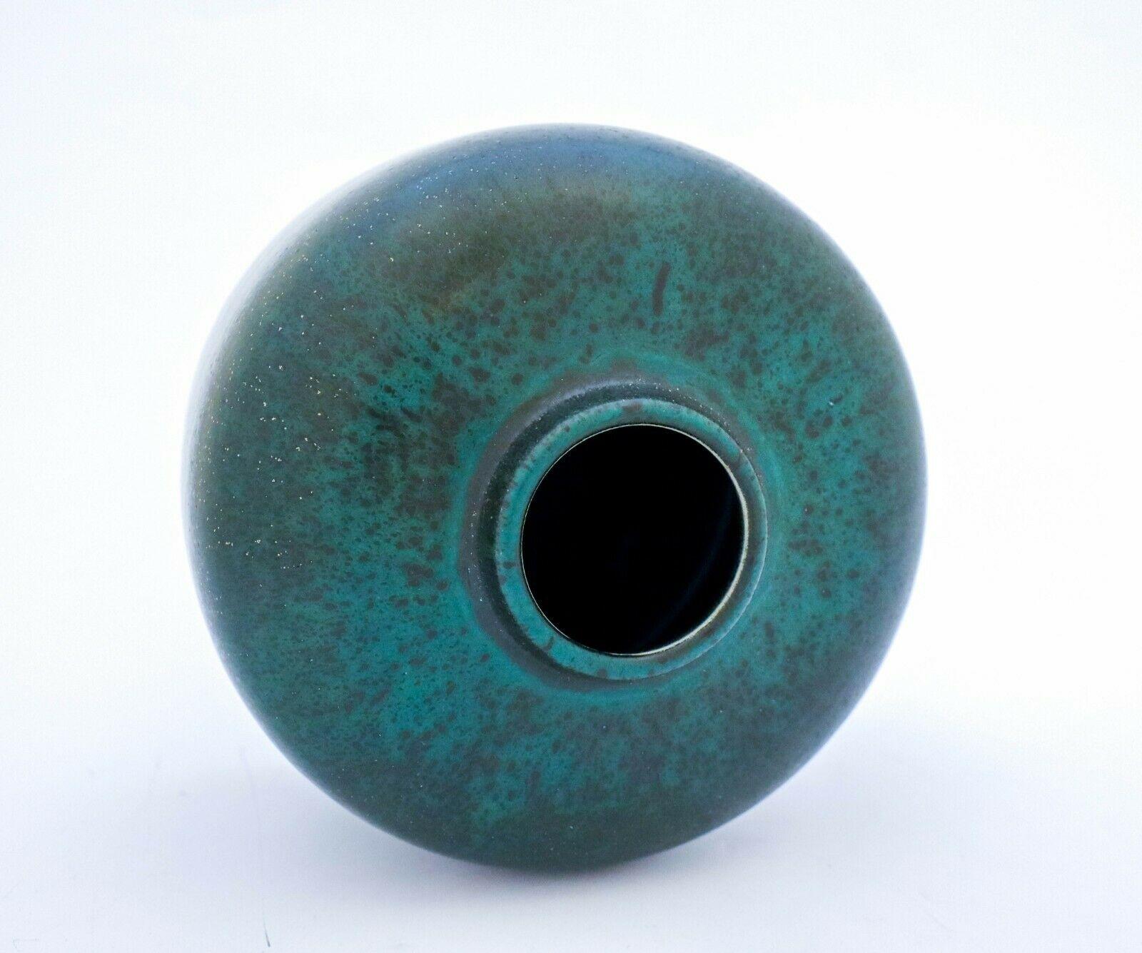 Glazed Deep Green Stoneware Vase, Carl-Harry Stålhane, Rörstrand, 1963