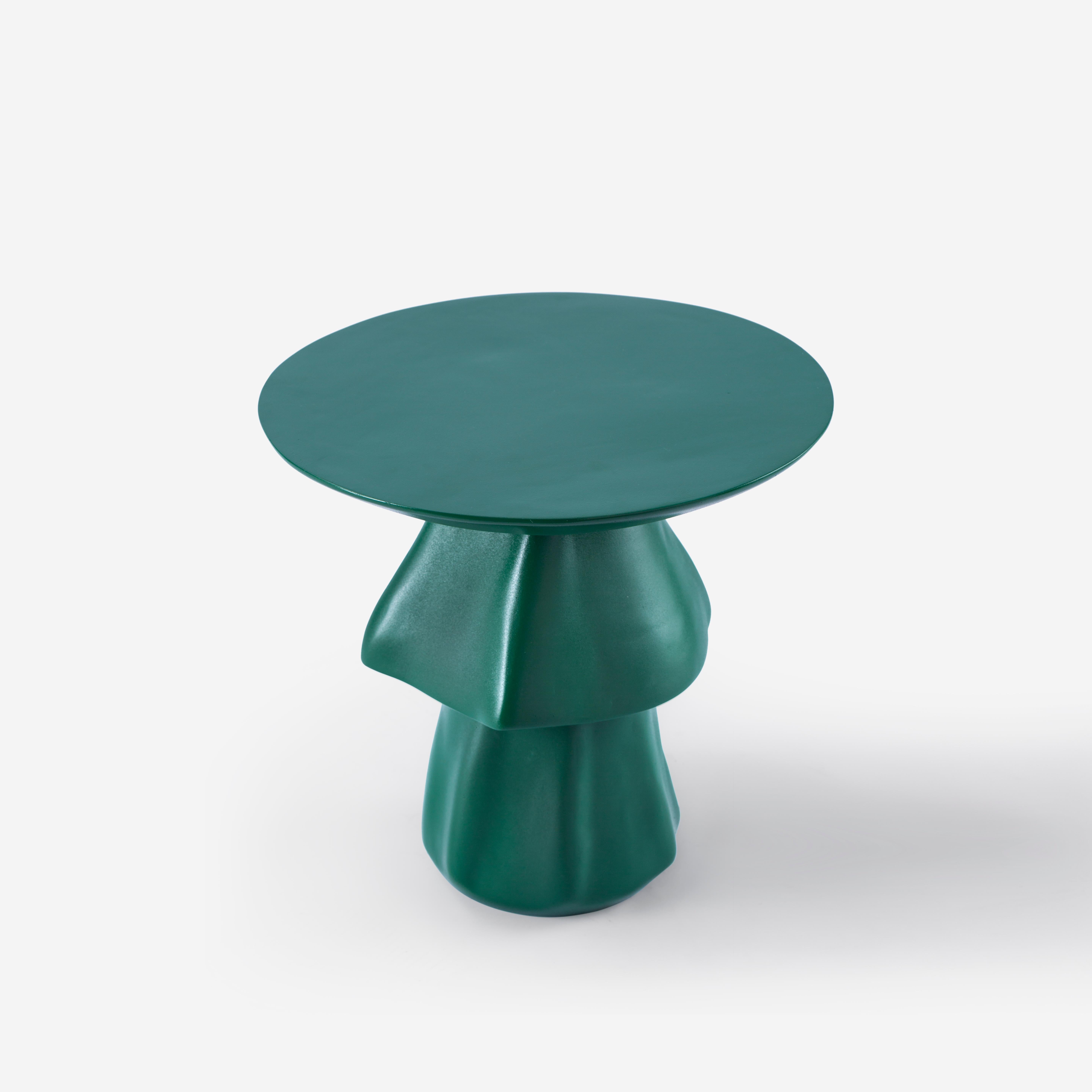 Moderne Table d'appoint d'extérieur en fibre de verre vert foncé résistante aux intempéries en vente