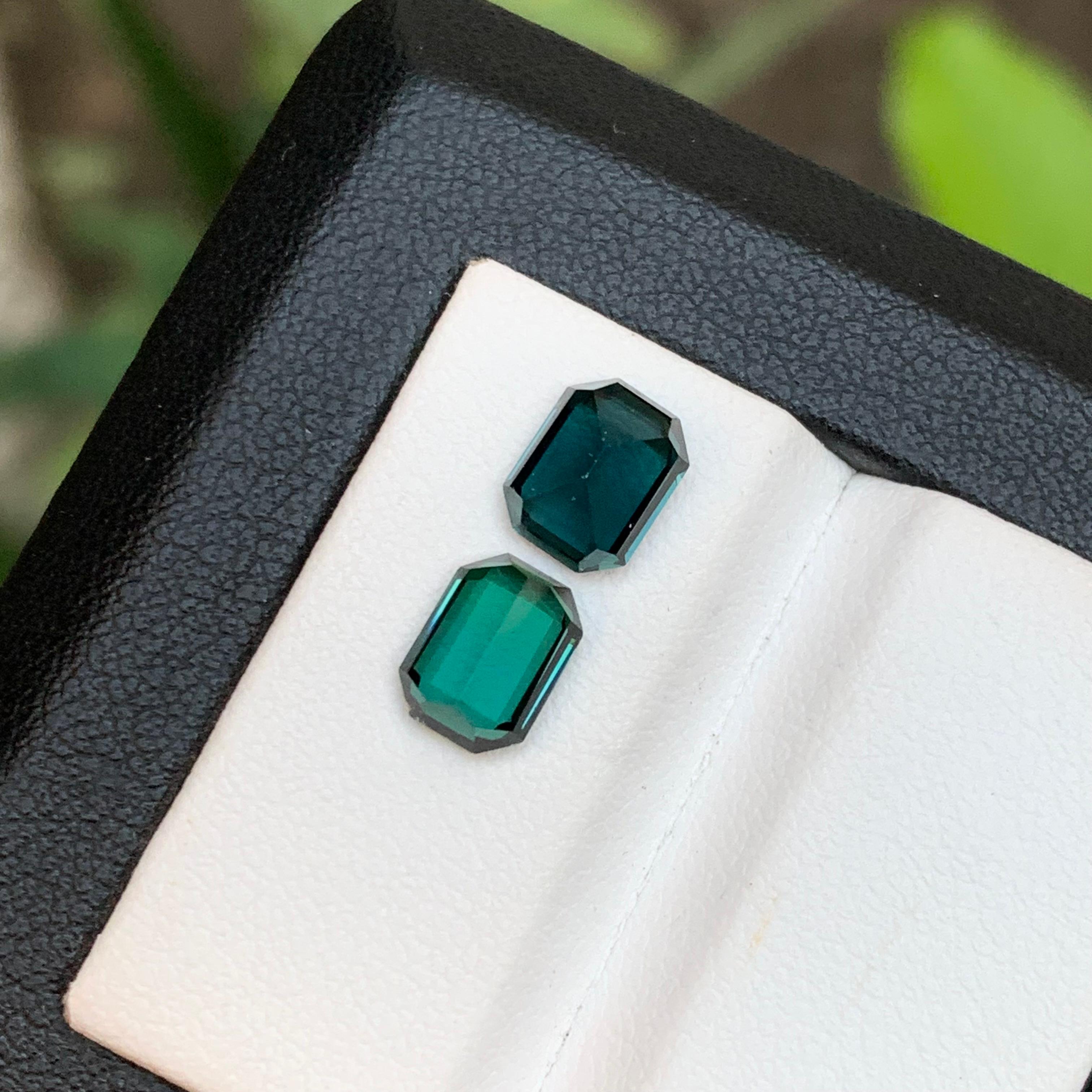 Deep Indicolite Blue & Bluish Green Natural Tourmaline Gemstones 2.45 Ct-Jewelry In New Condition For Sale In Peshawar, PK