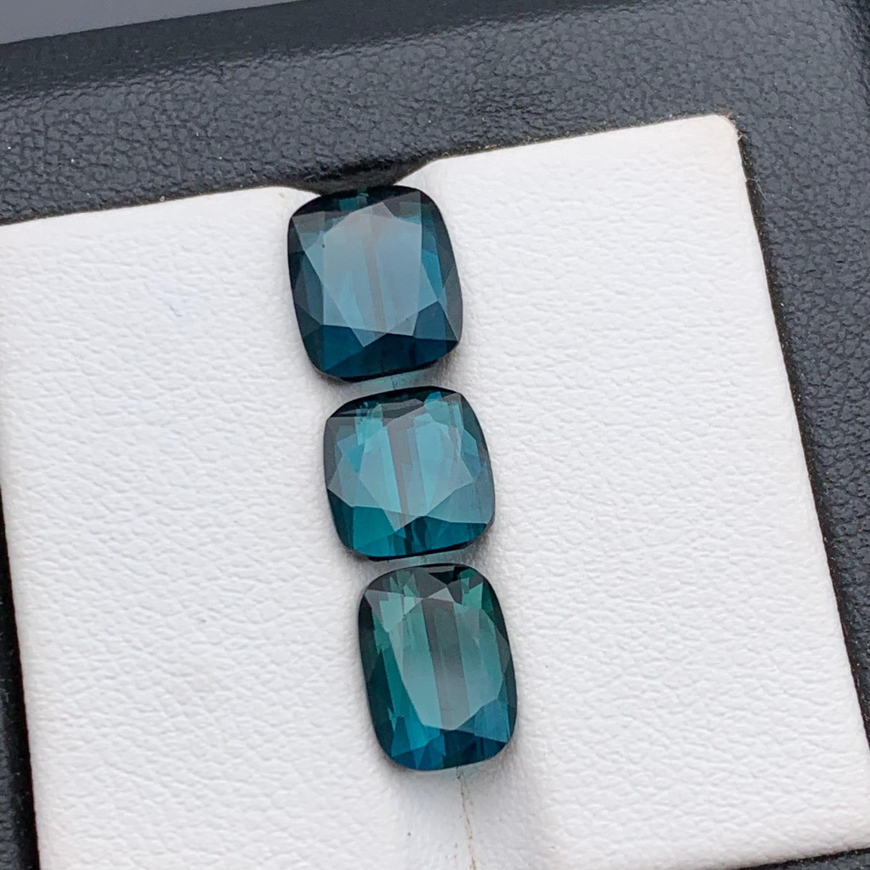 Gemme sciolte di tormalina naturale blu intenso Indicolite Lotto 7,40 Ct Taglio Cuscino in vendita 6