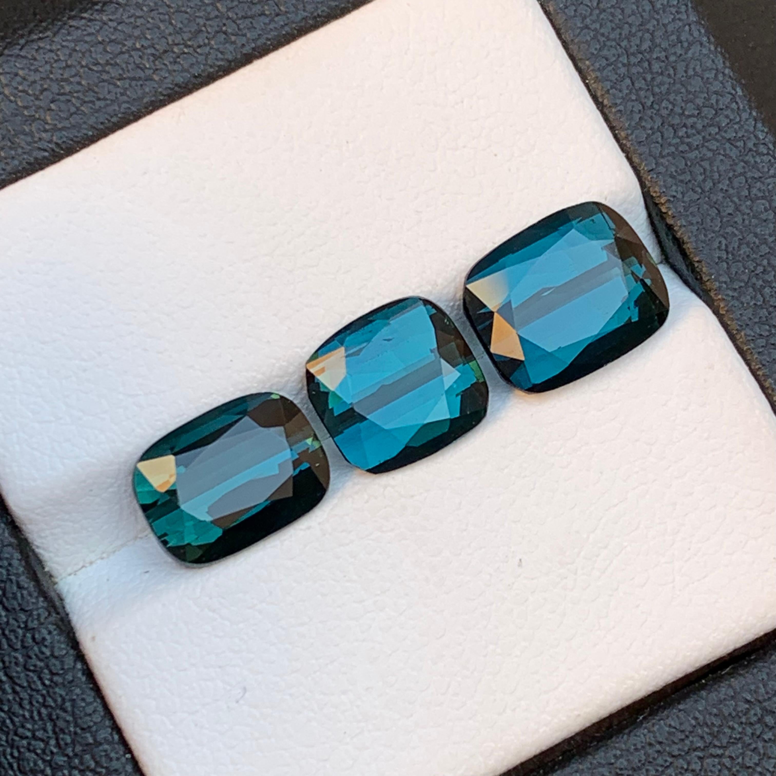 da uomo o donna Gemme sciolte di tormalina naturale blu intenso Indicolite Lotto 7,40 Ct Taglio Cuscino in vendita
