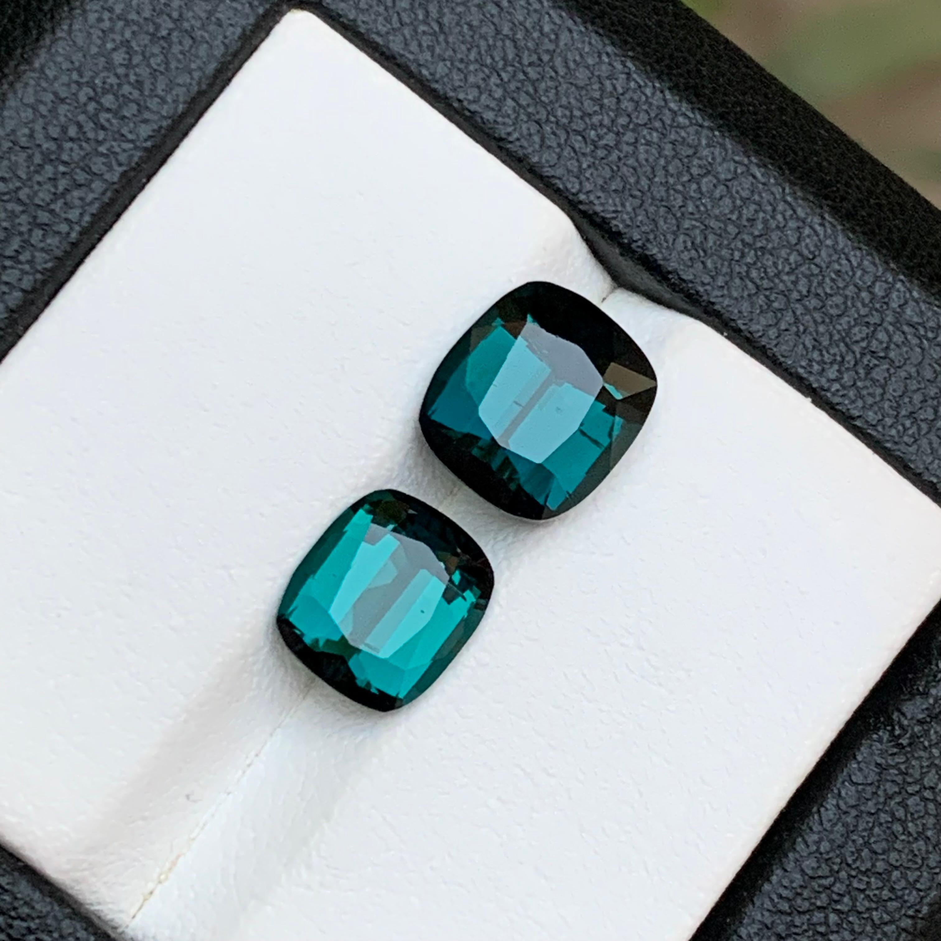 Taille coussin Bague en tourmaline naturelle bleu indicolite profond de 5,40 carats, taille coussin en vente