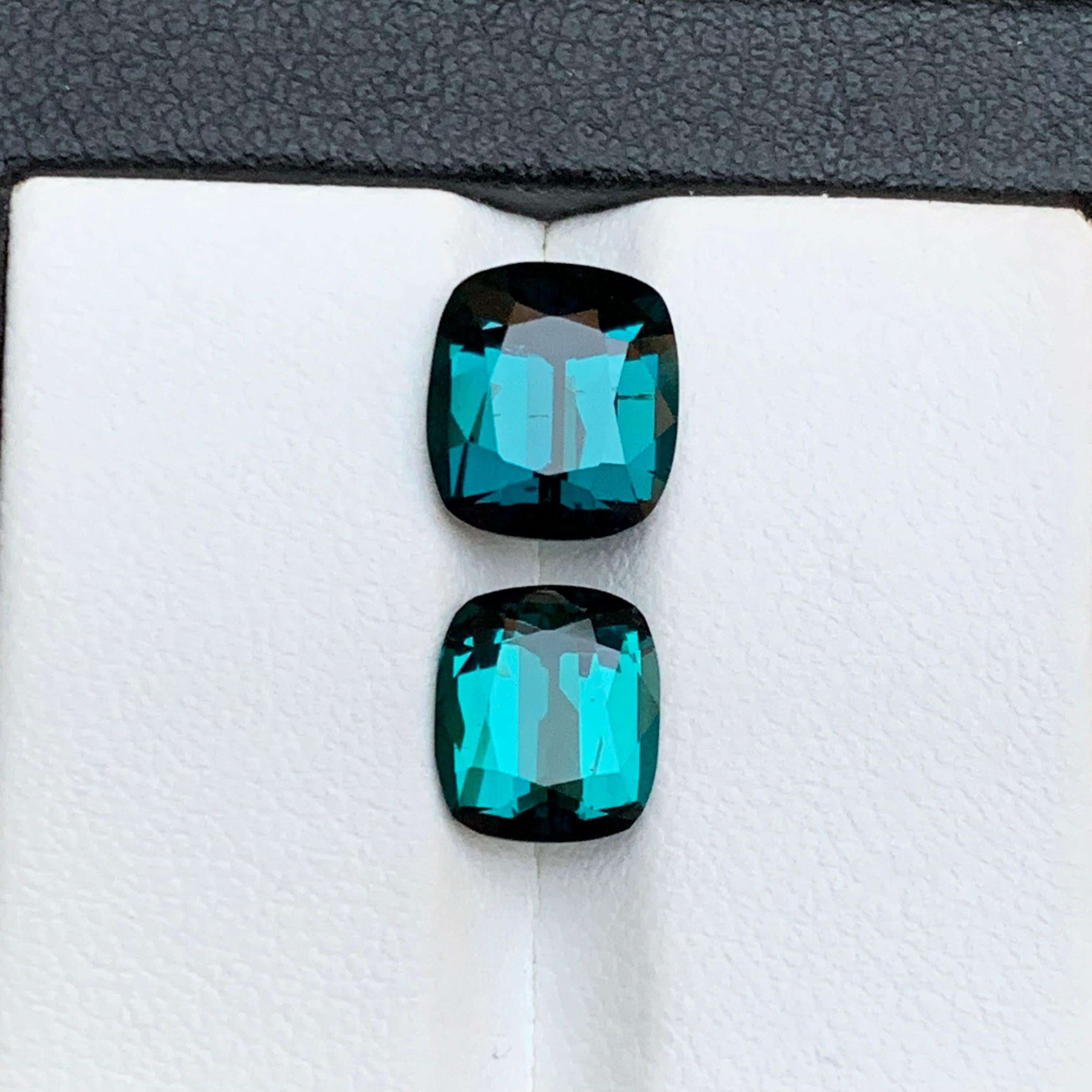 Bague en tourmaline naturelle bleu indicolite profond de 5,40 carats, taille coussin Neuf - En vente à Peshawar, PK
