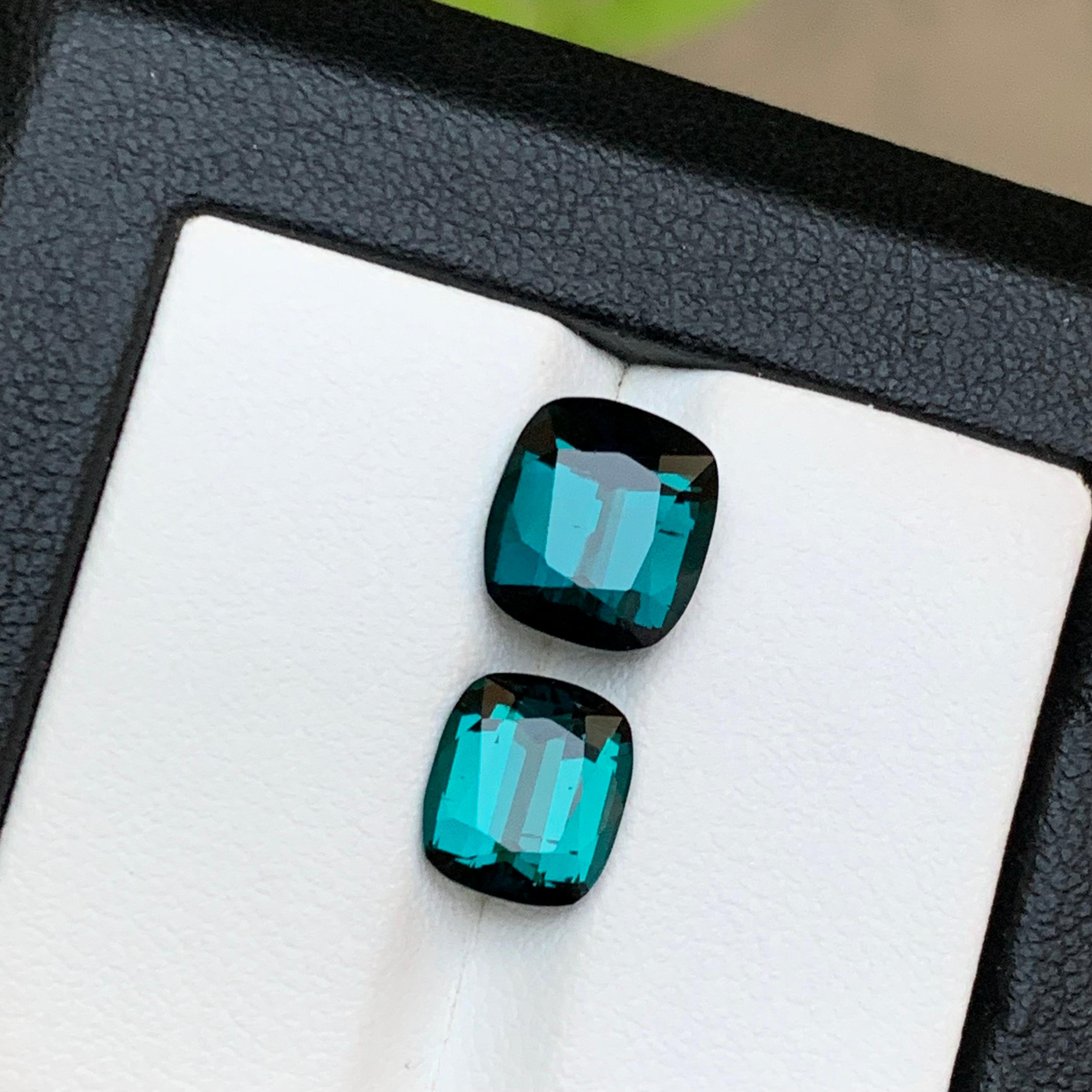 Bague en tourmaline naturelle bleu indicolite profond de 5,40 carats, taille coussin en vente 3