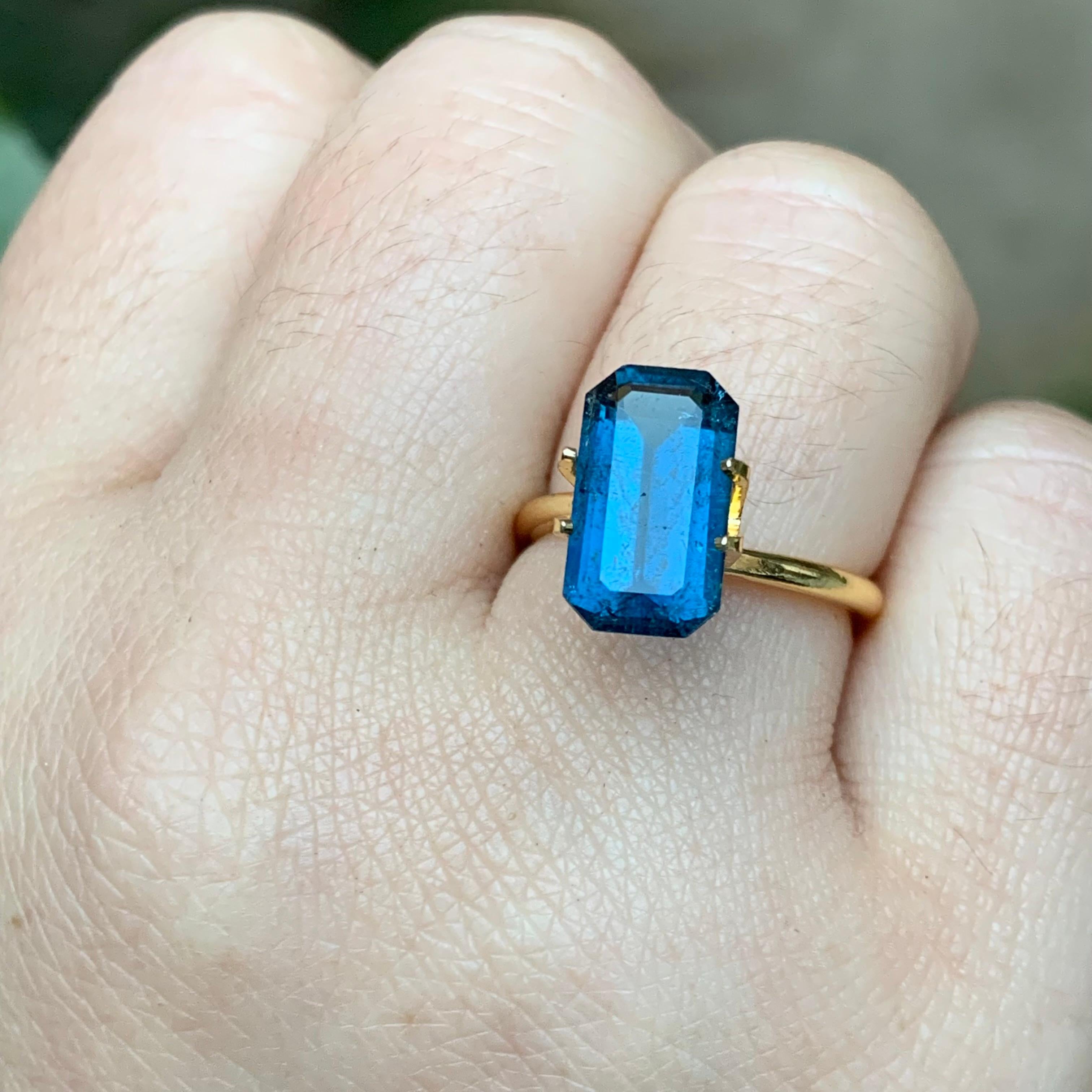 Deep Inky Blue Natural Tourmaline Ring Loose Gemstone 3 Ct Emerald Cut-Jewelry For Sale 6
