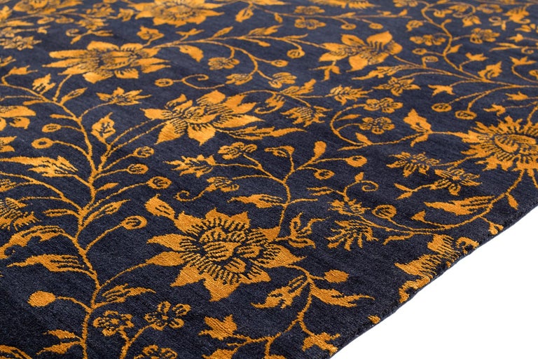 Deep Navy Blue and Gold Traditional Floral Rug For Sale at 1stDibs