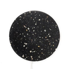 - Base in corian Deep Night Sky, piccola, caricatore wireless da 15W