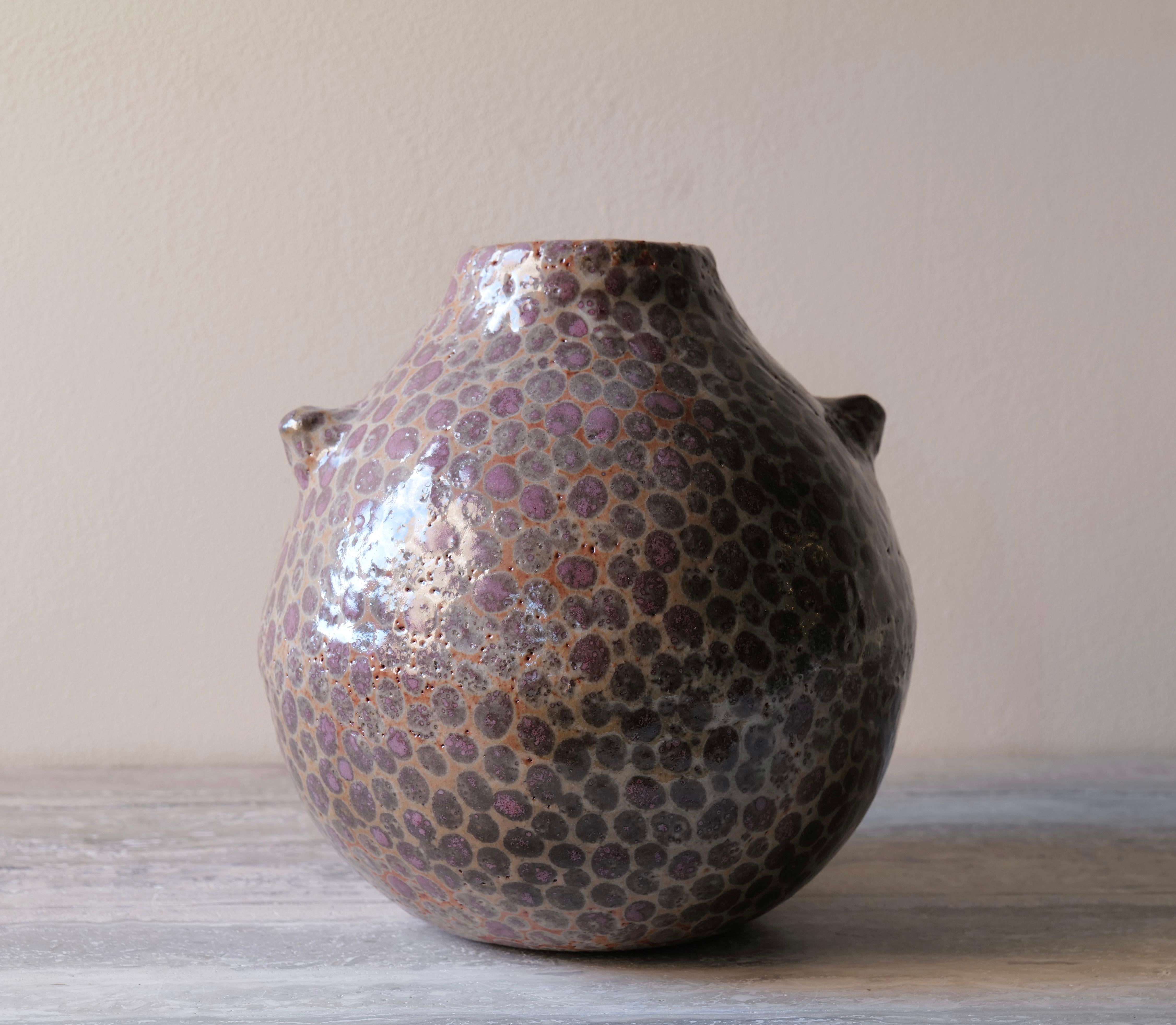 Vaso Shino Deep Pink Dot Dot In condizioni Nuovo in vendita a New York City, NY