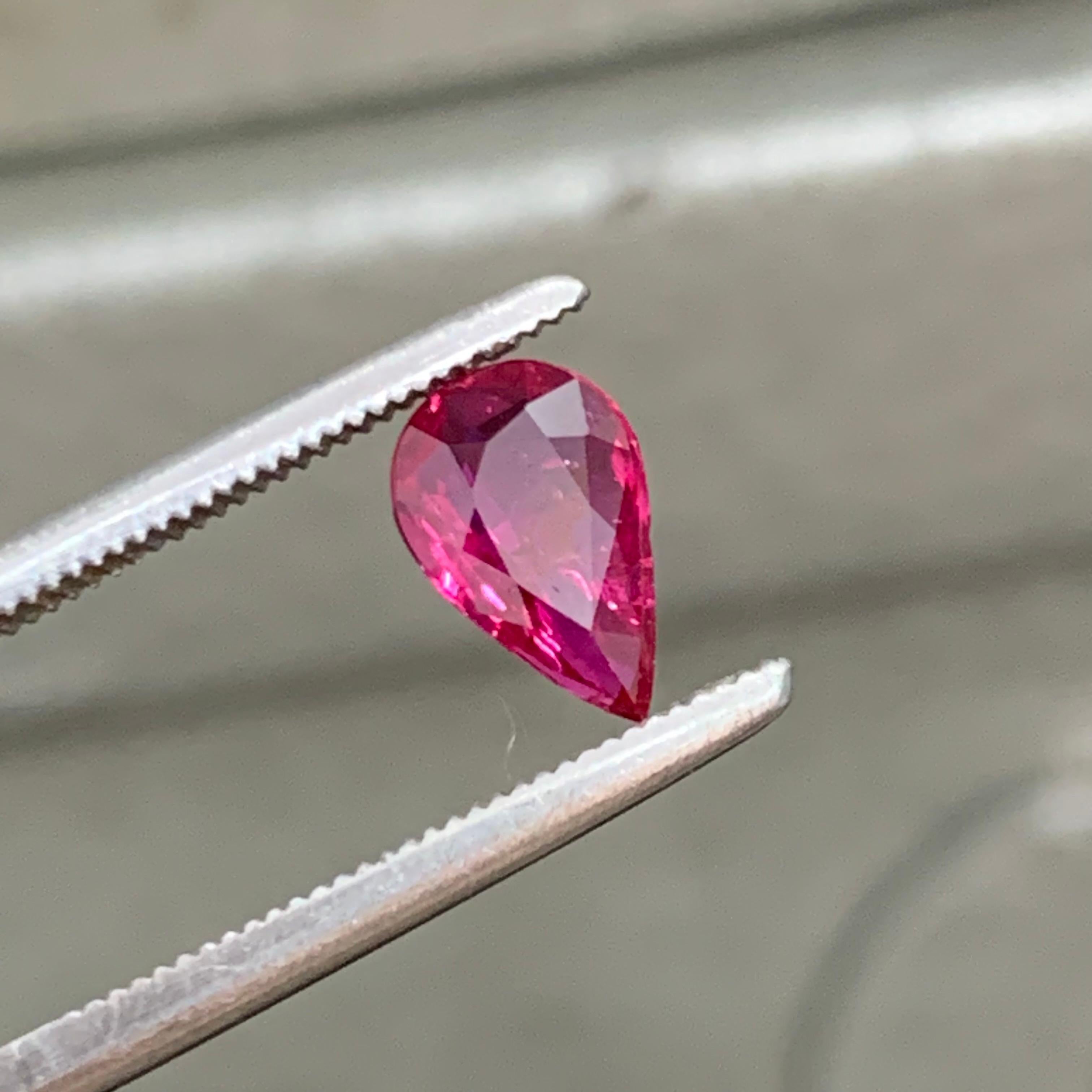 Deep Pink rötlichen Farbton natürlichen Rubin Ring Edelstein 1,10 Ct Pear Drop Form-Schmuck im Angebot 2