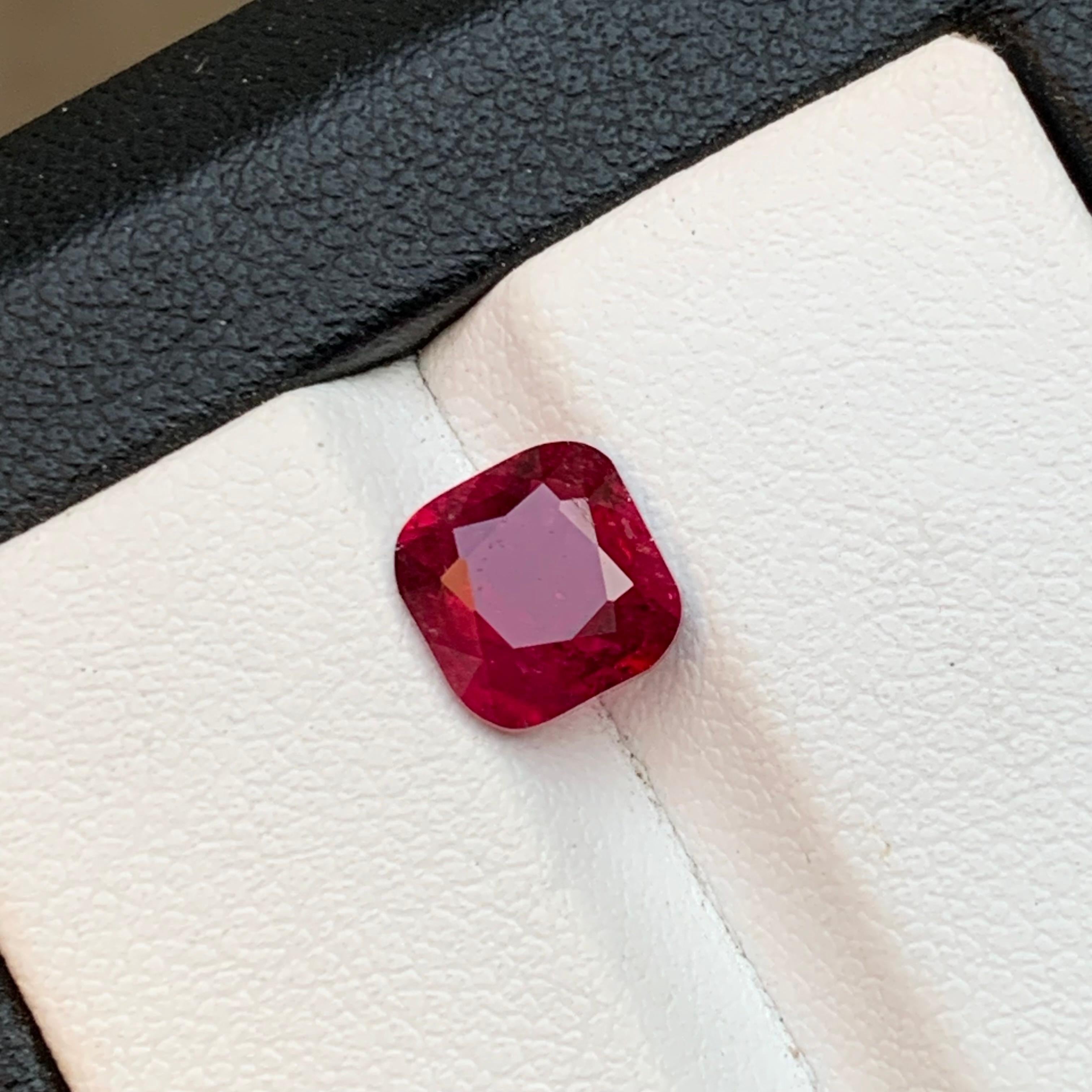 Deep Pinkish Red Natural Rubellite Turmalin Ring Lose Edelstein 1,60 Ct Jewel im Angebot 2