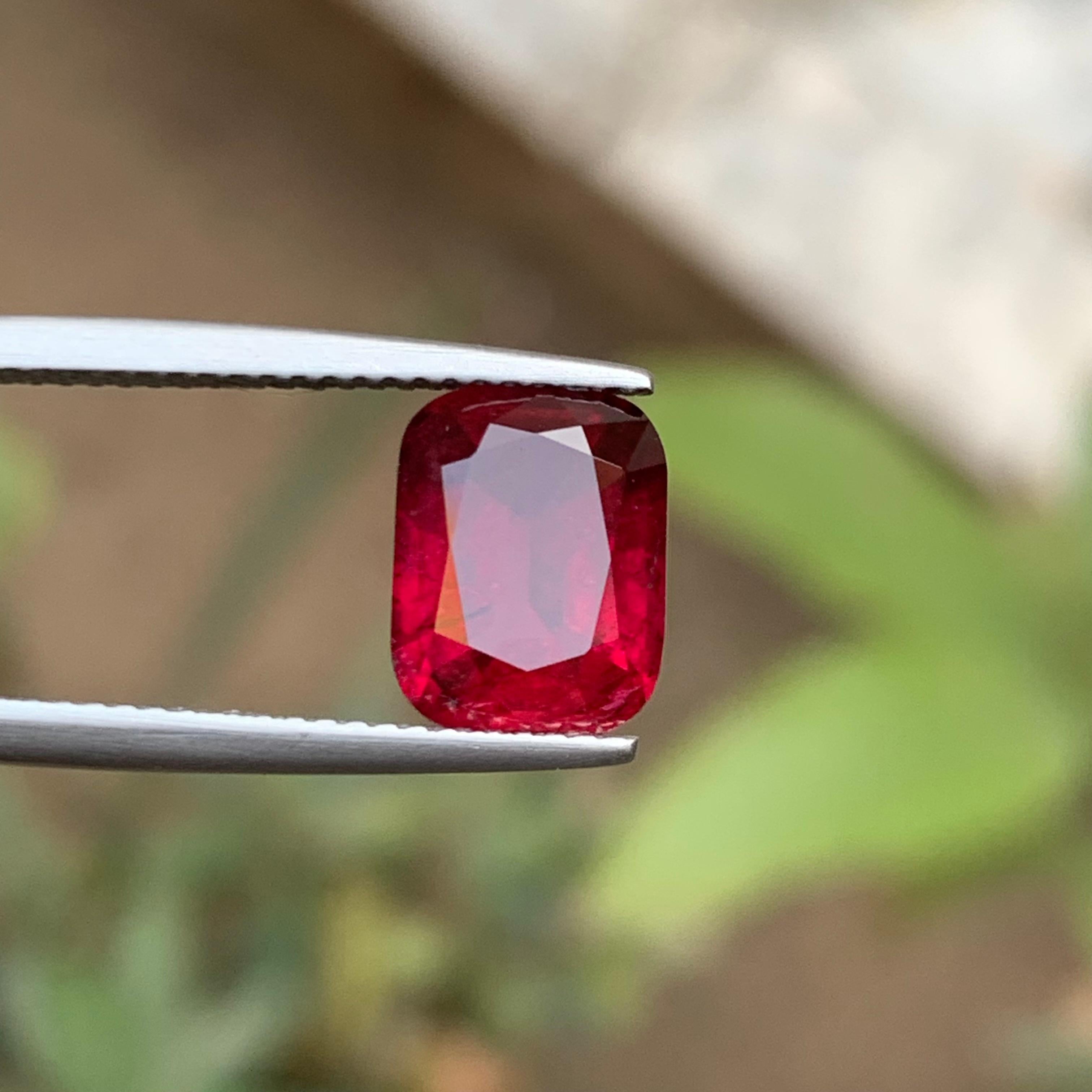 Cushion Cut Deep Pinkish Red Natural Rubellite Tourmaline Ring Loose Gemstone 3.10 Ct-Jewel For Sale