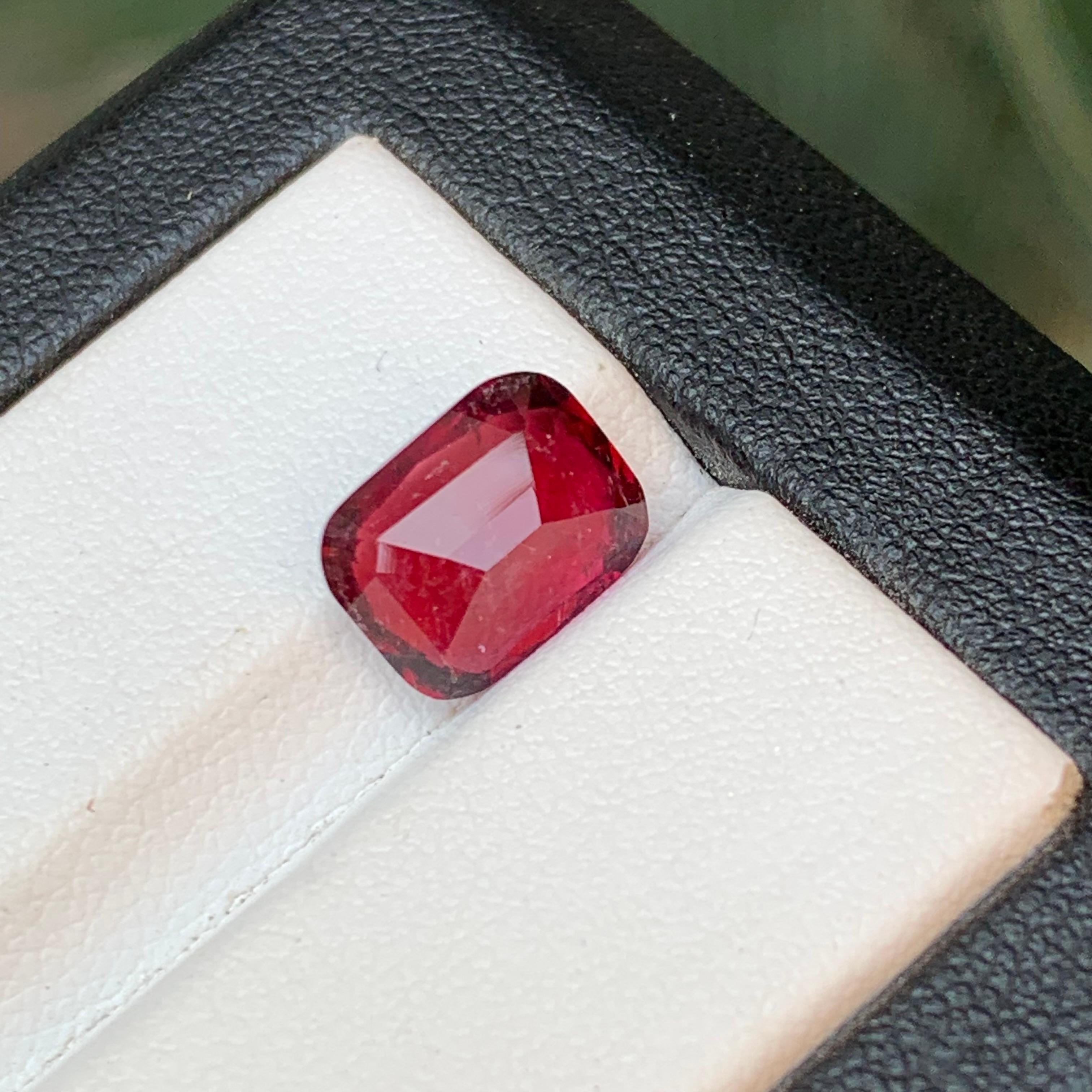 Women's or Men's Deep Pinkish Red Natural Rubellite Tourmaline Ring Loose Gemstone 3.10 Ct-Jewel For Sale