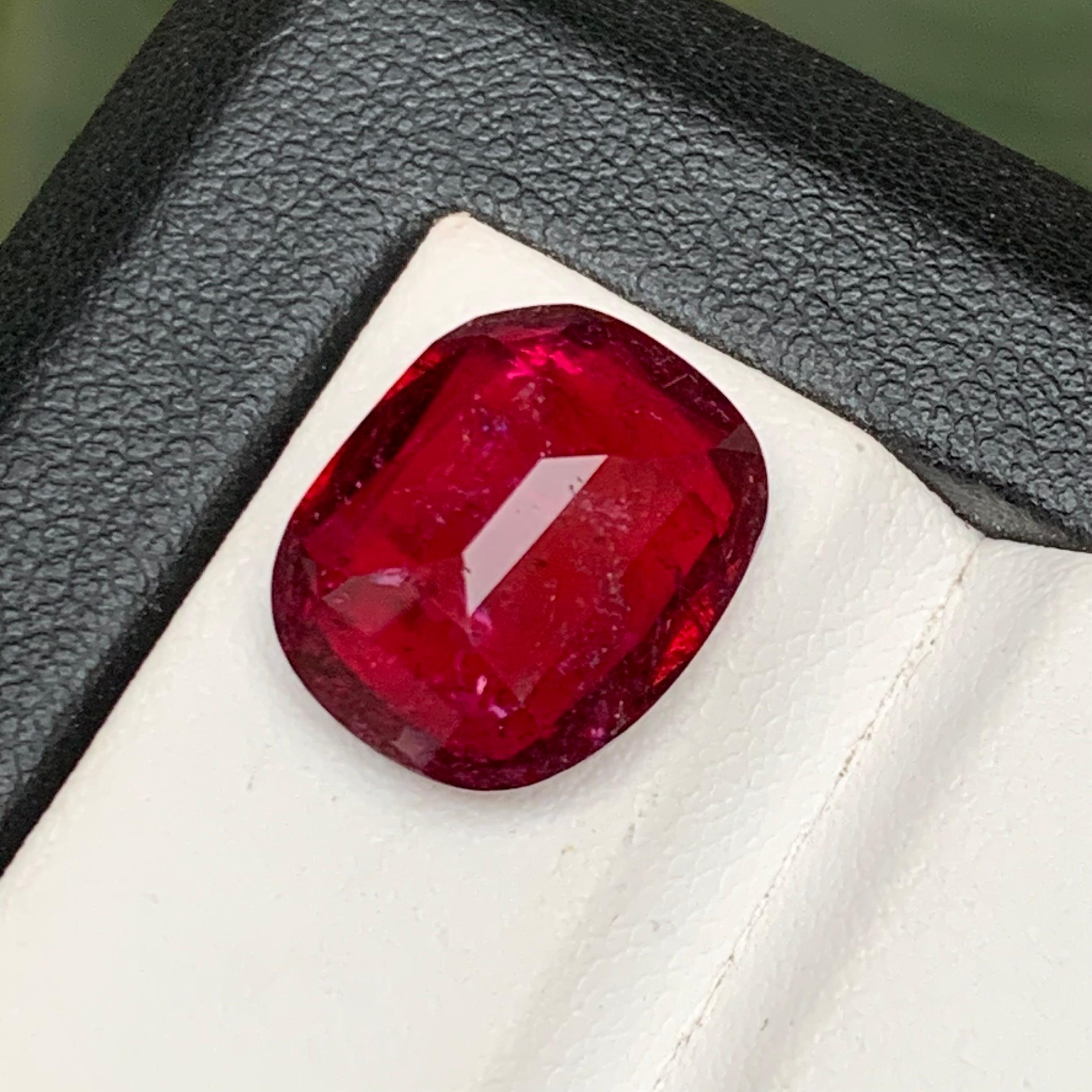 Deep Pinkish Red Natural Rubellite Turmalin Ring Lose Edelstein 7.85 Ct-Jewel im Zustand „Neu“ in Peshawar, PK