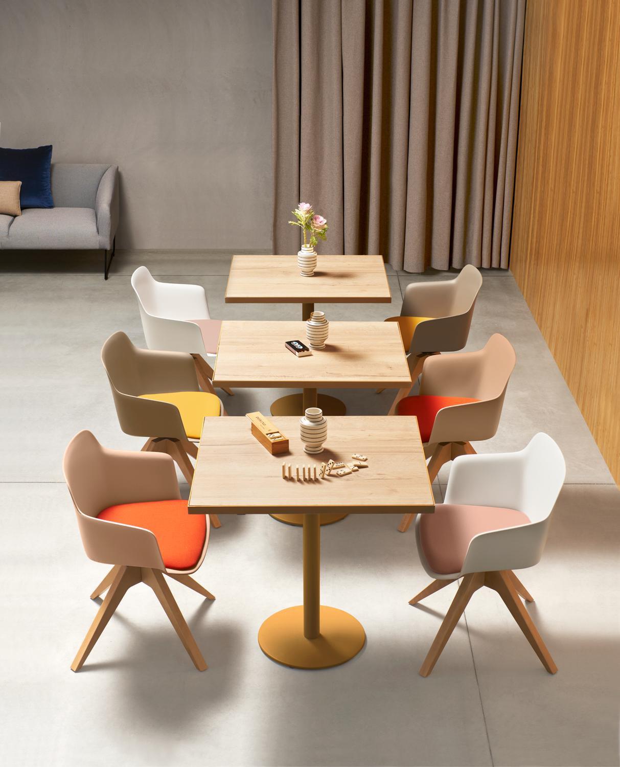 Kunststoffsessel mit Sitz aus Polypropylen und Beinen aus Wood Wood von Quinti Sedute im Angebot 5