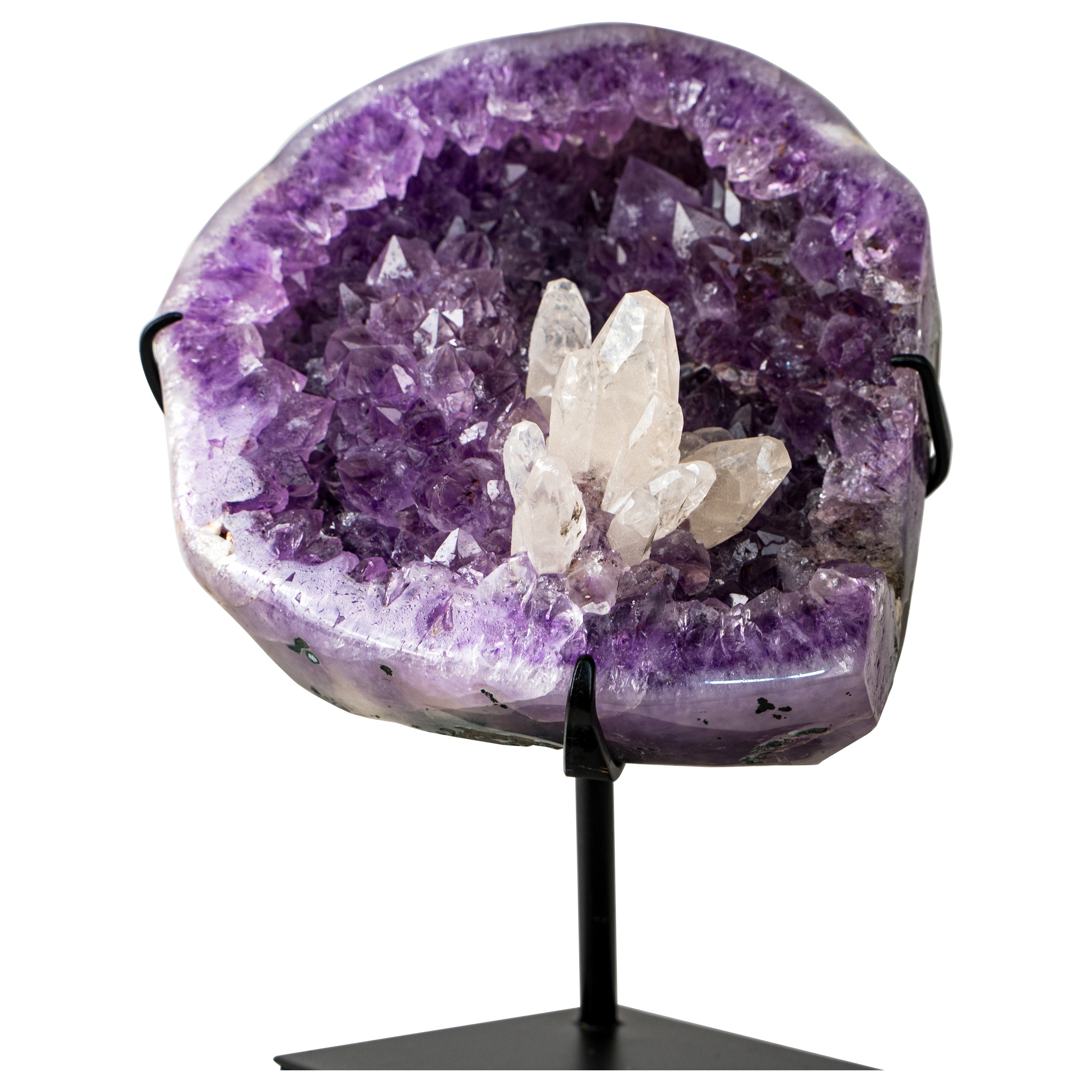 Geode di ametista viola intenso con fiore di calcite cristallizzato in vendita