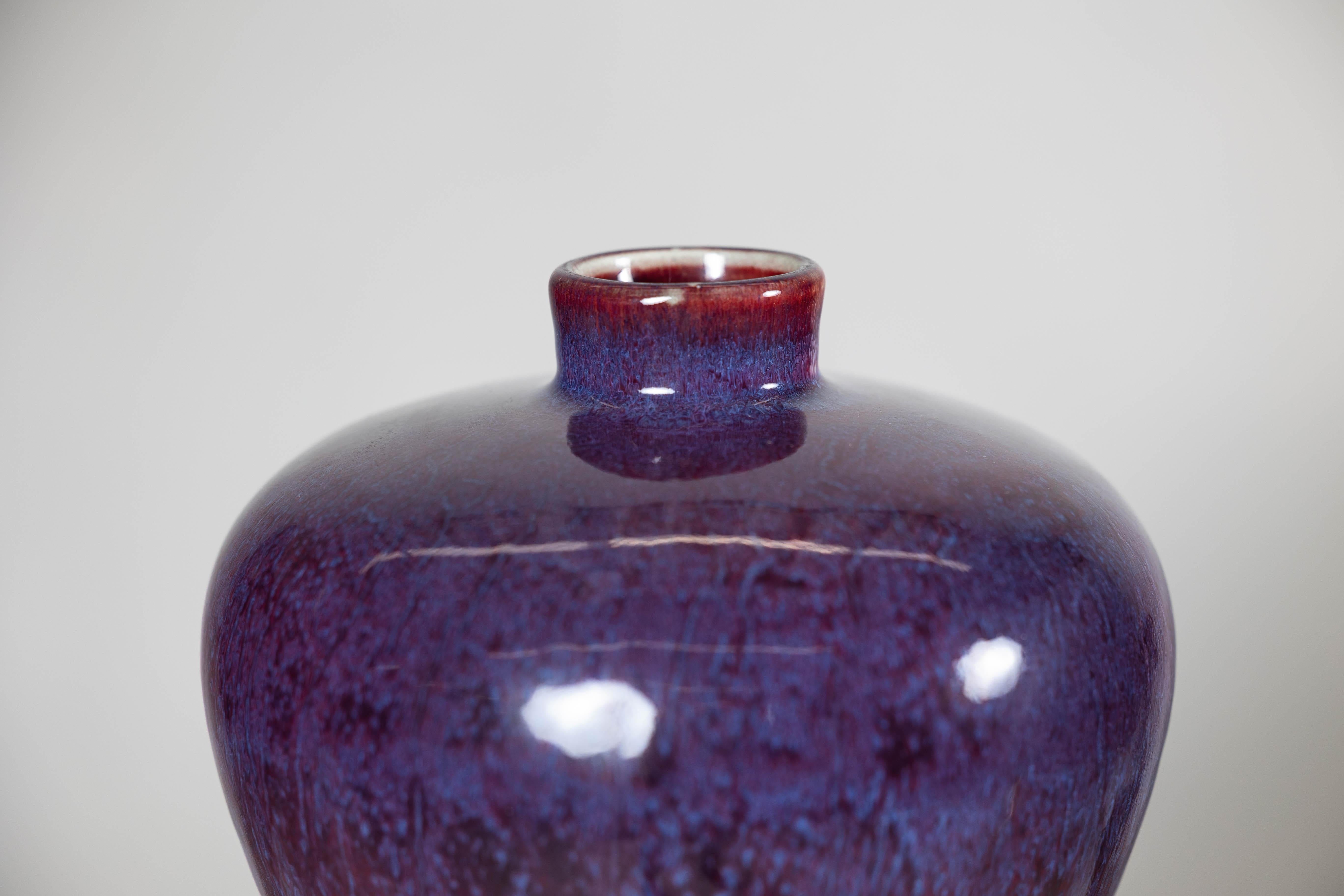Deep Purple Meiping Vase with Glossy Two-Tone Glaze and Elegant Curved Form For Sale 6