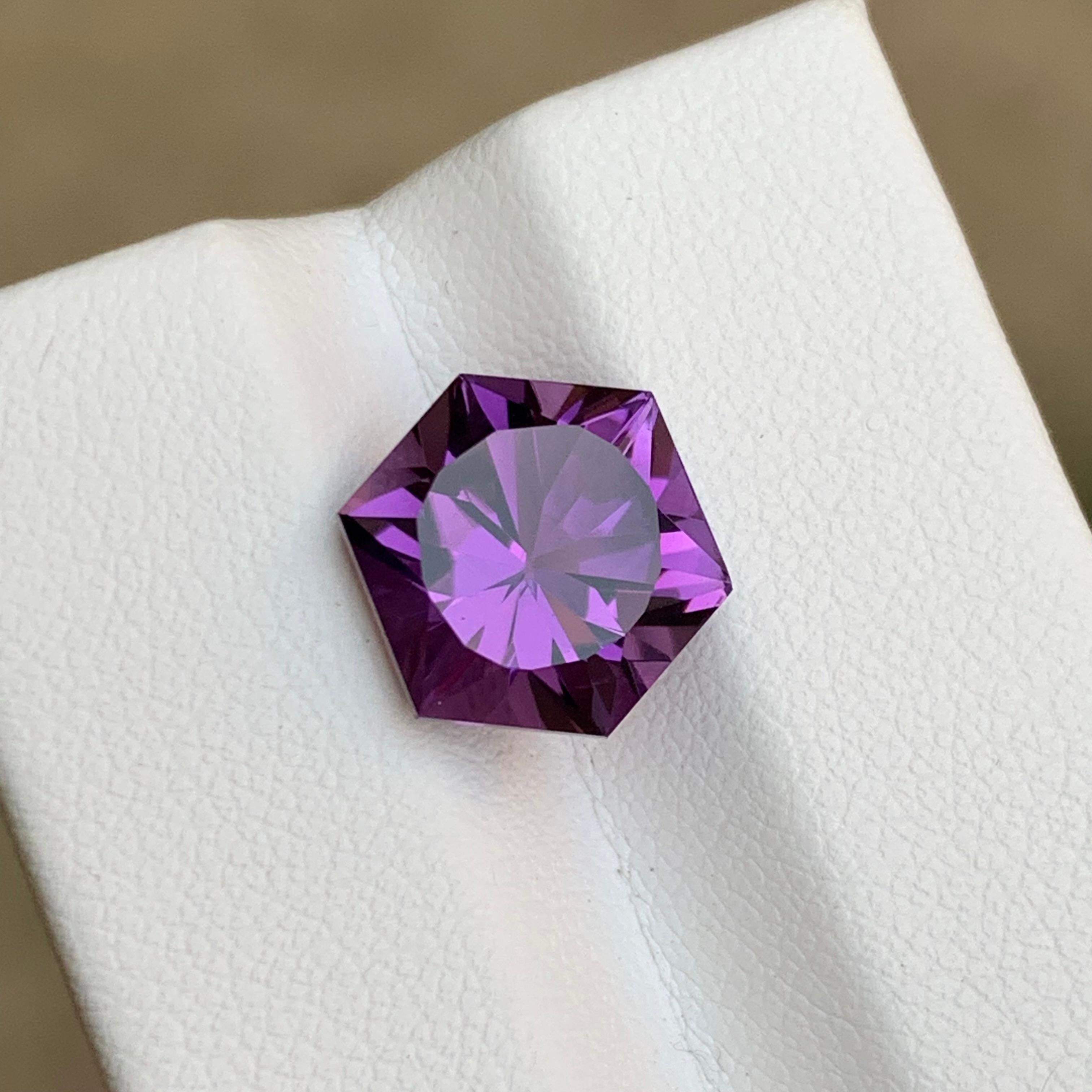 Deep Purple Natural Amethyst Gemstone 5.05 Ct Hexagon Cut  Ring Pendant Jewelry For Sale 6
