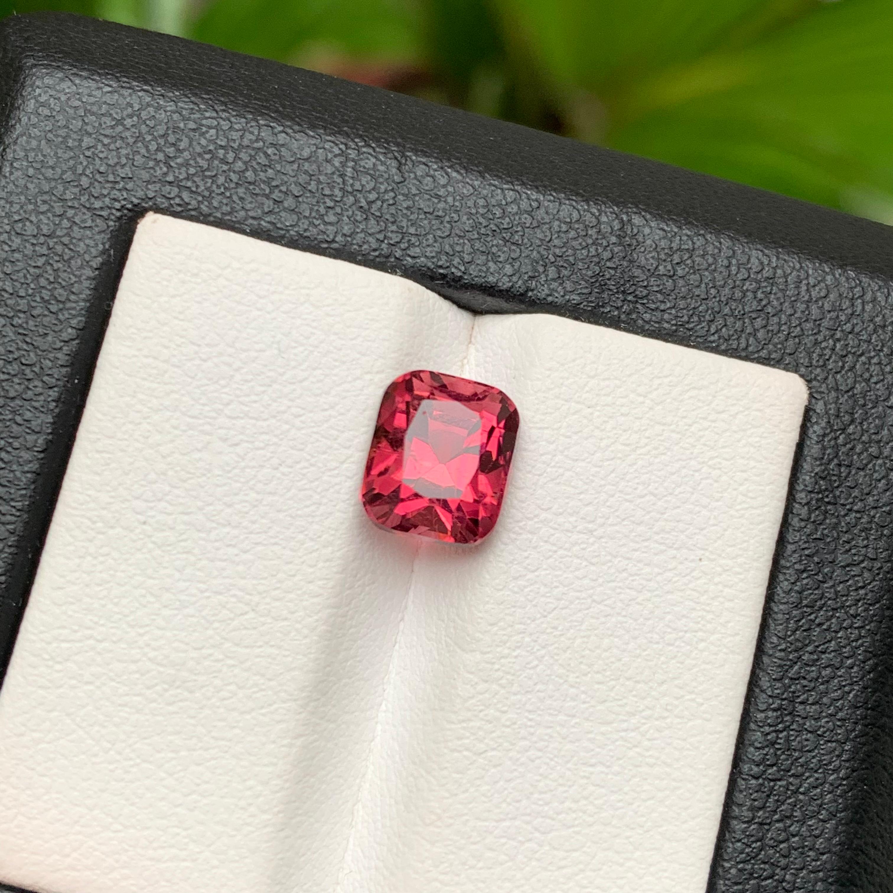 Deep Purplish Red Pink Natural Rubellite Tourmaline Ring Loose Gemstone 3.45 Ct For Sale 6