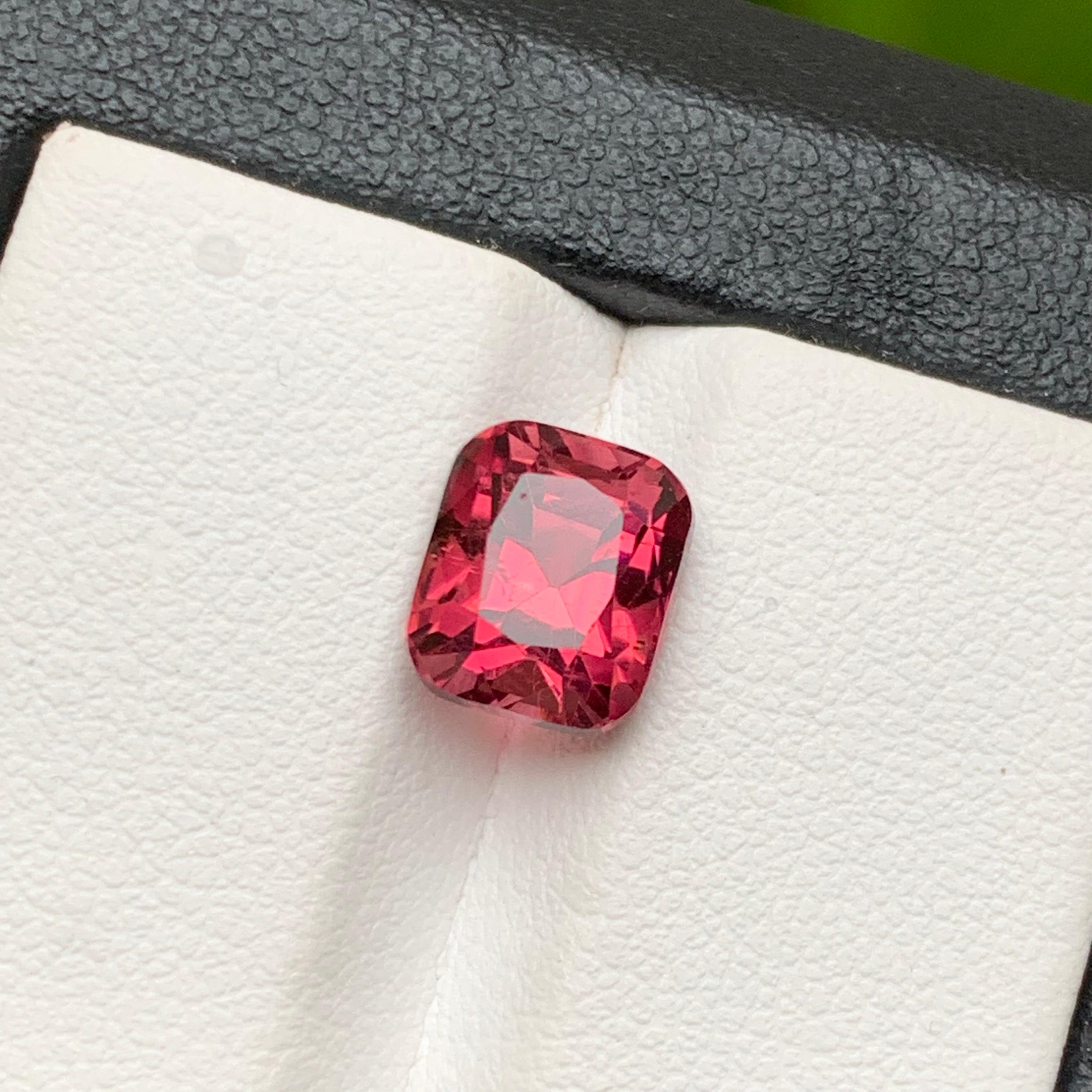 Deep Purplish Red Pink Natural Rubellite Tourmaline Ring Loose Gemstone 3.45 Ct For Sale 1