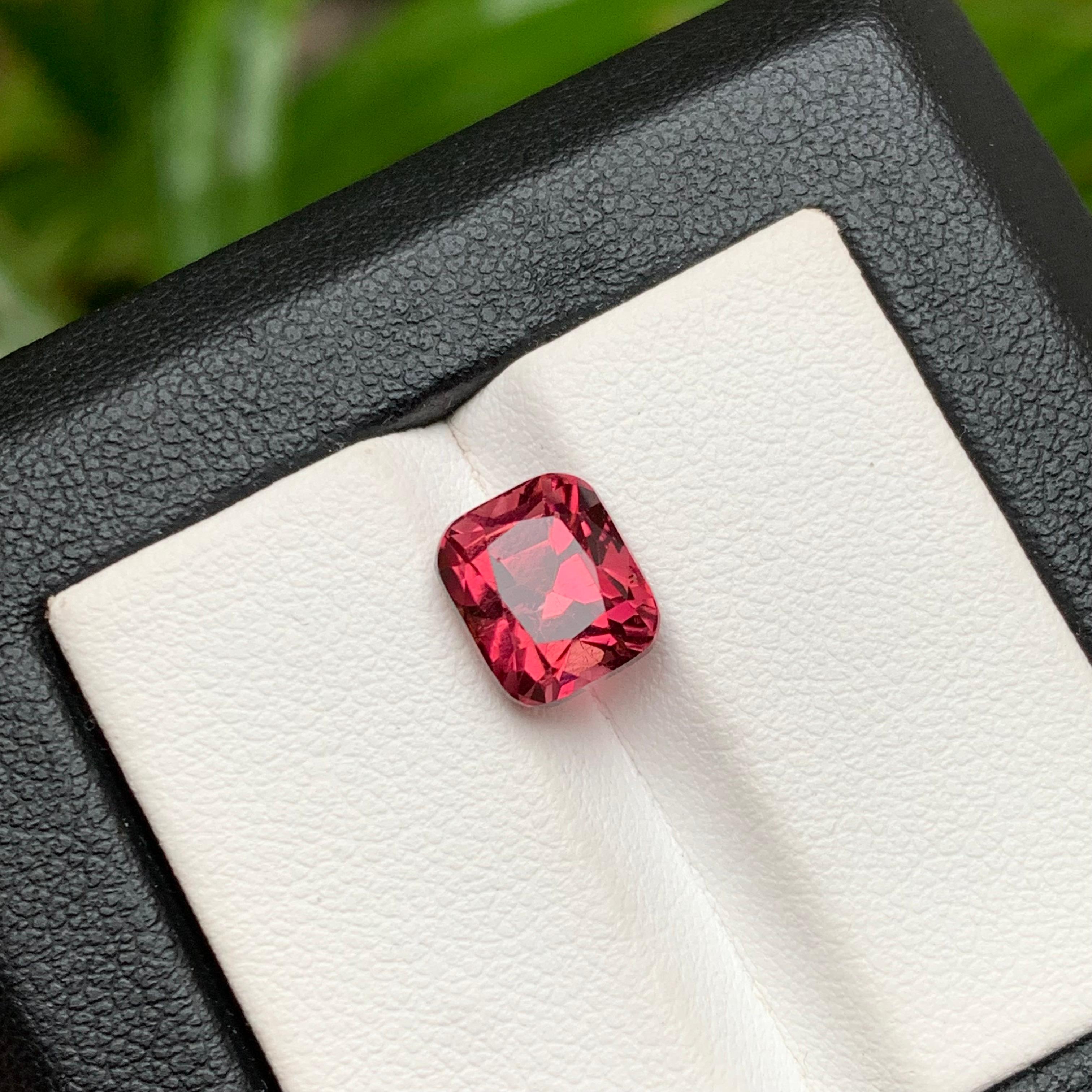 Deep Purplish Red Pink Natural Rubellite Tourmaline Ring Loose Gemstone 3.45 Ct For Sale 3
