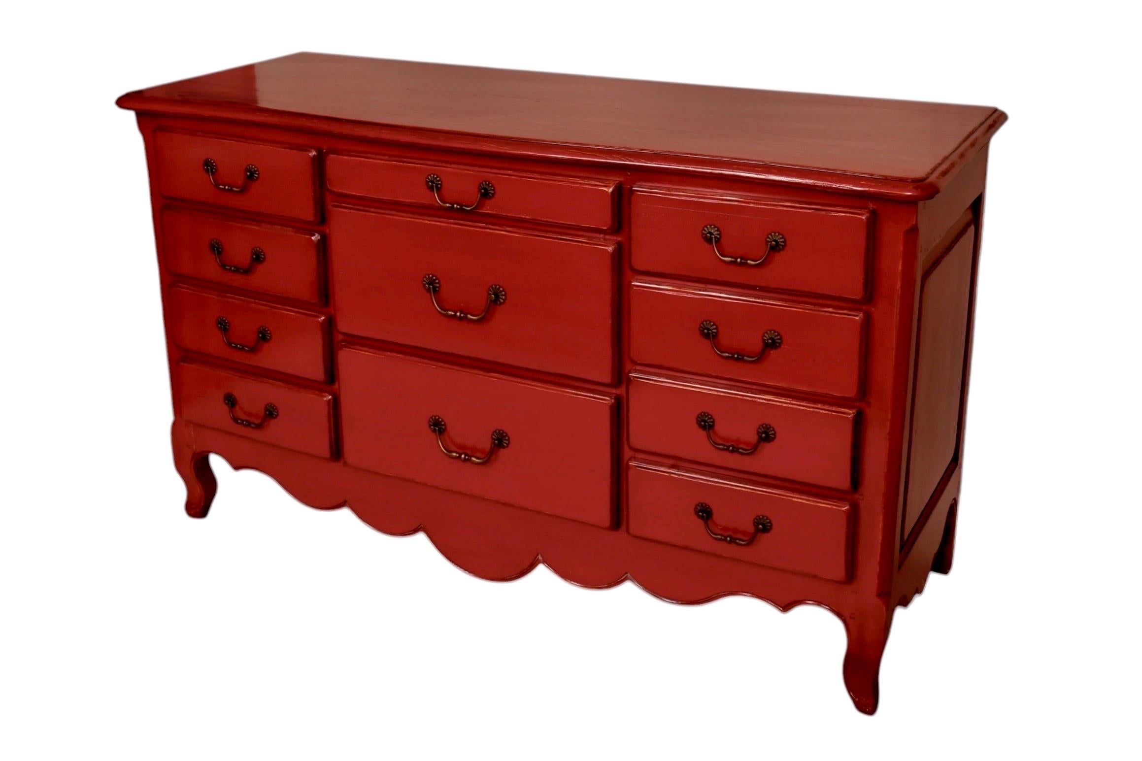 Deep Red French Provincial Dresser In Good Condition For Sale In Bradenton, FL