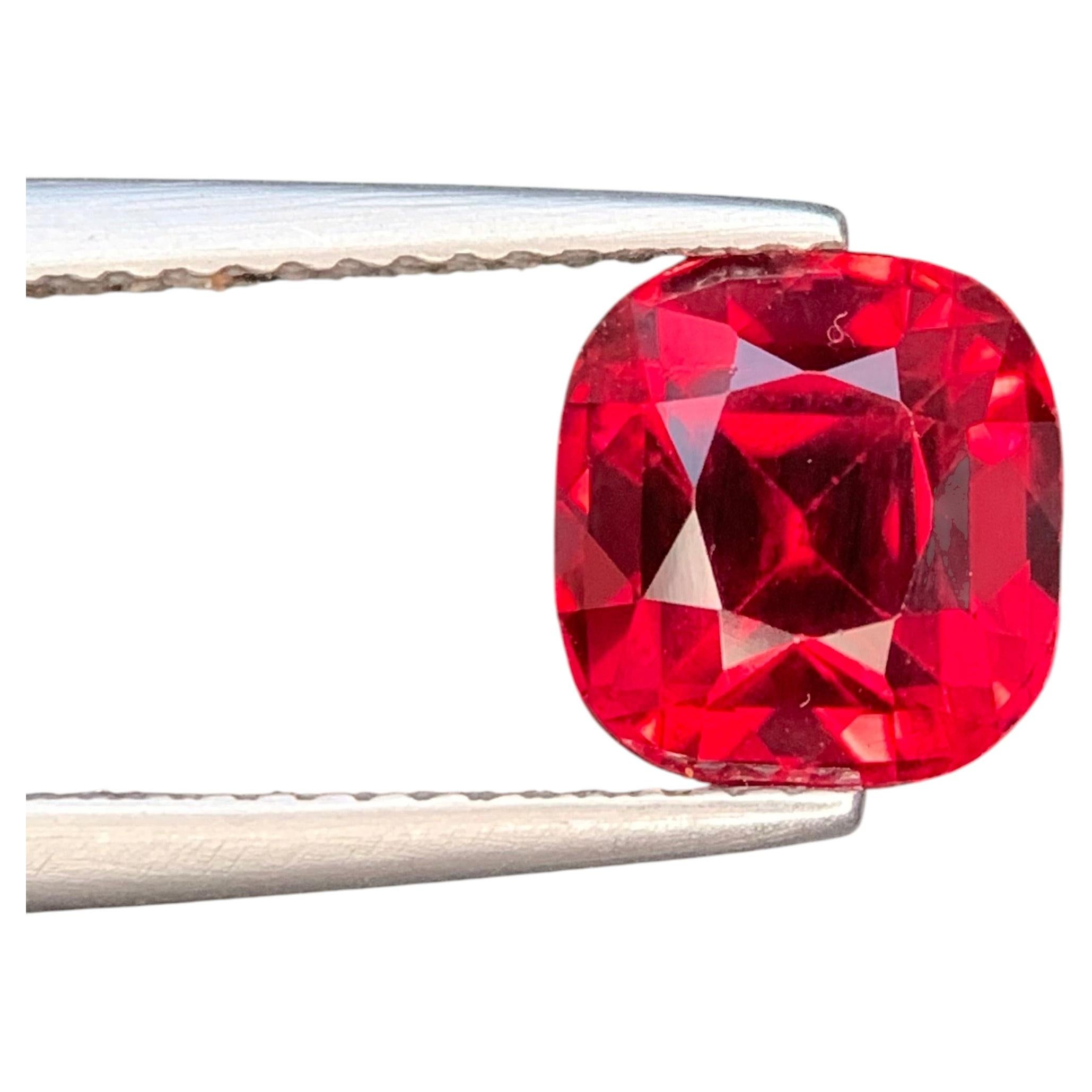 Rhodolite grenat naturel rouge foncé 3.27 carats, taille coussin Pierres précieuses pour bague