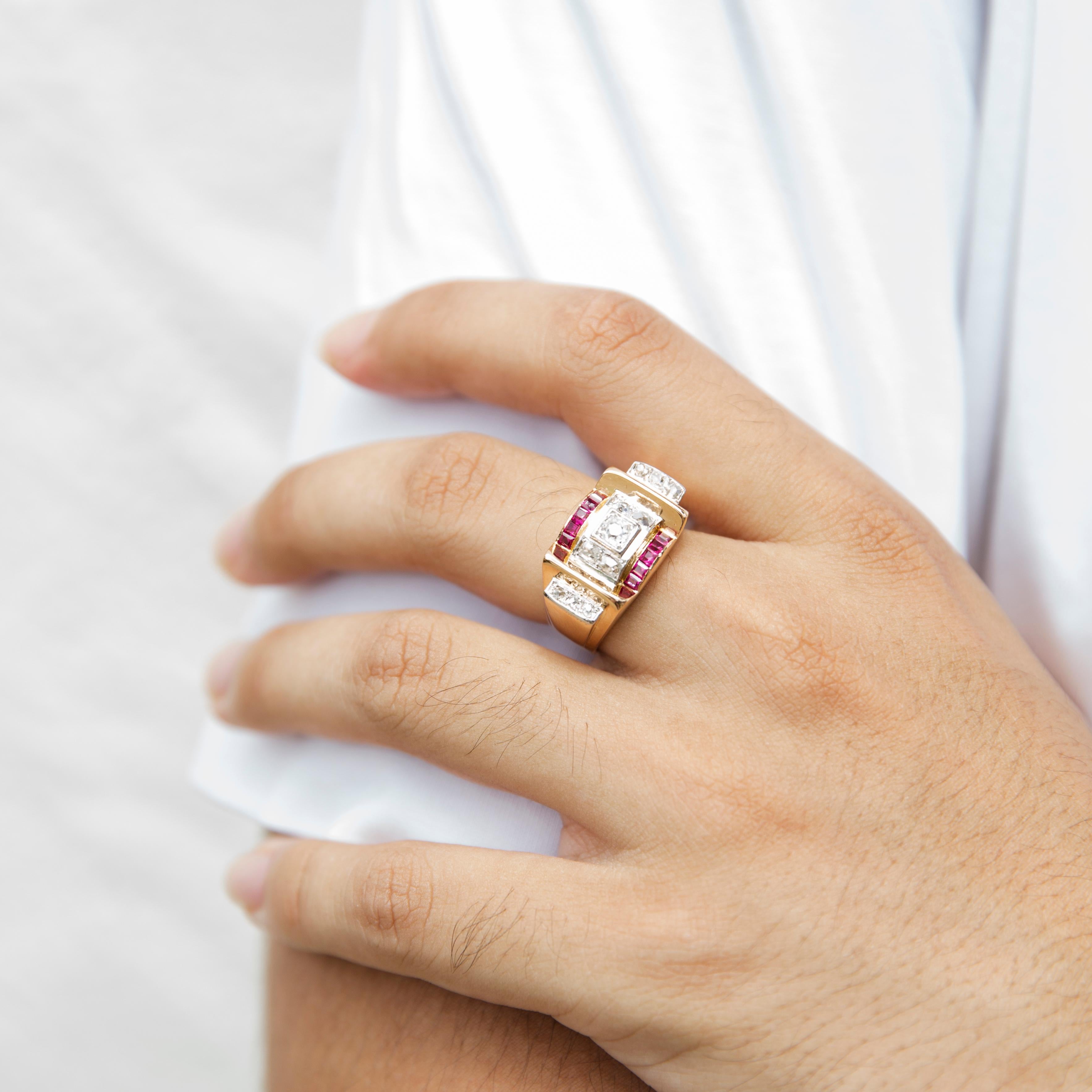 Deep Red Ruby and Old Mine Cut Diamond 1930s Art Deco Ring 18 Carat Gold 2