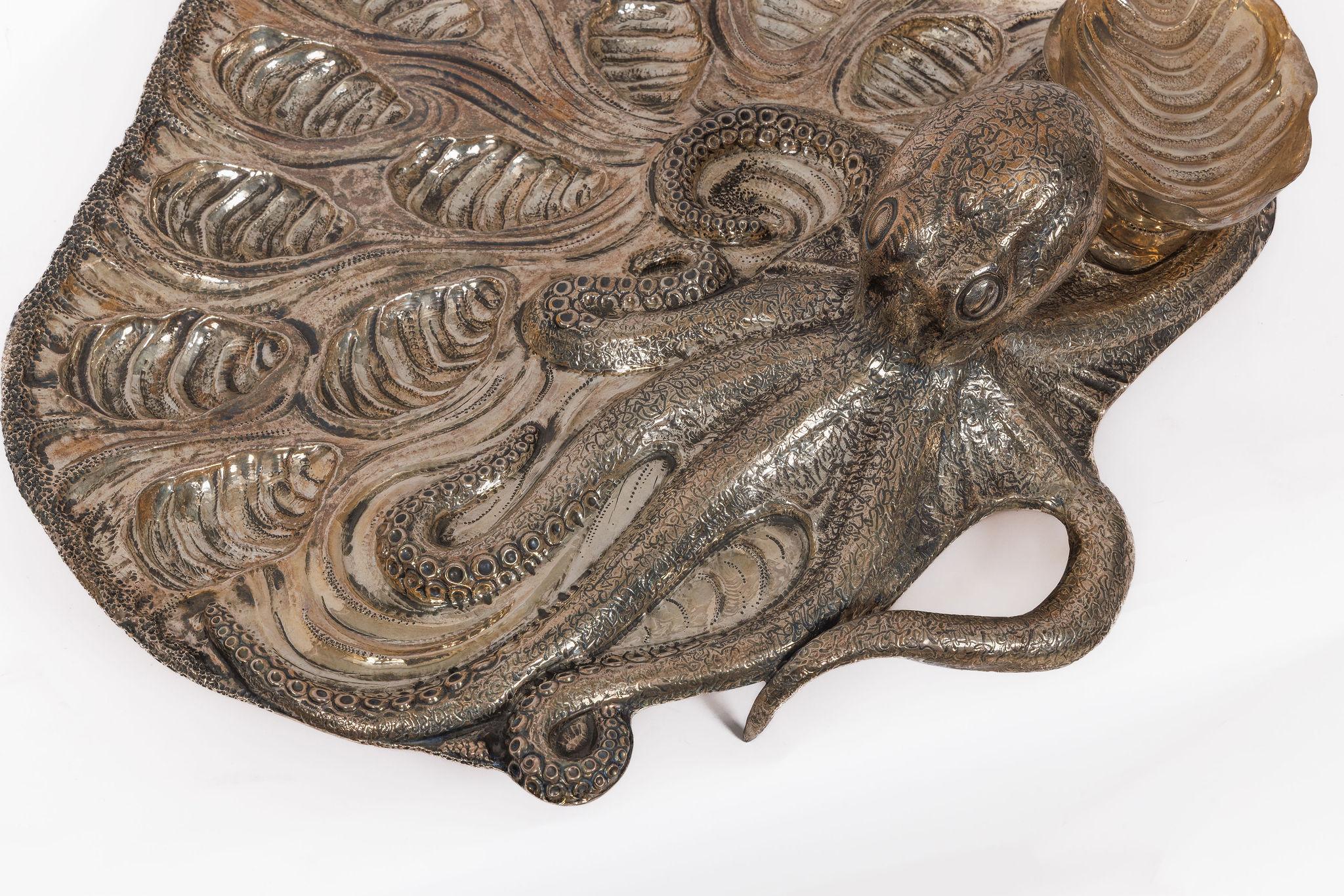 Italian Deep Sea Majesty: Buccellati Sterling Silver Marine Oyster Tray with Octopus For Sale