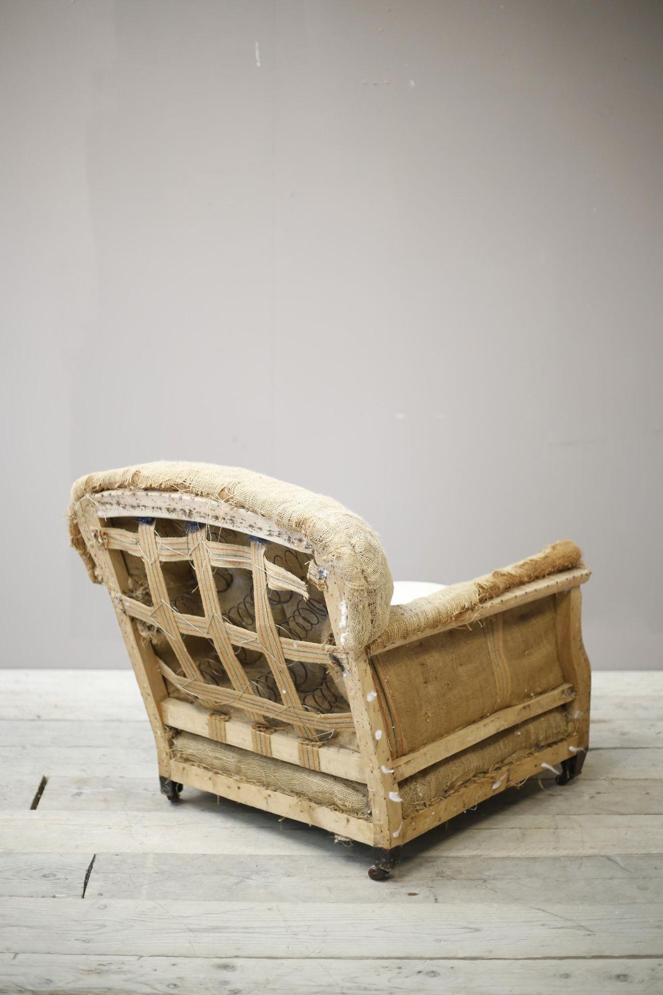20th Century Deep seated Edwardian country house armchair For Sale