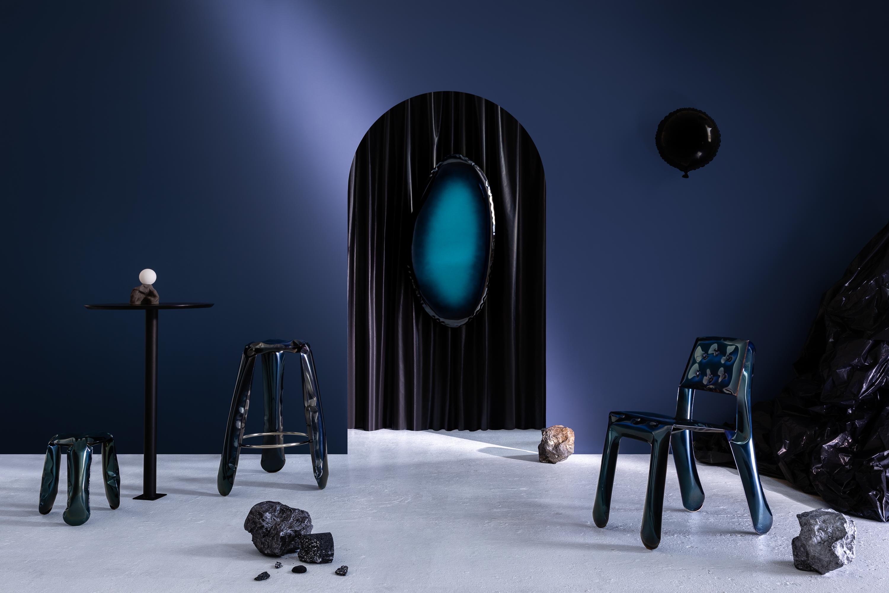 Cosmic Blue Chippensteel 0.5 Skulpturaler Stuhl von Zieta im Angebot 1