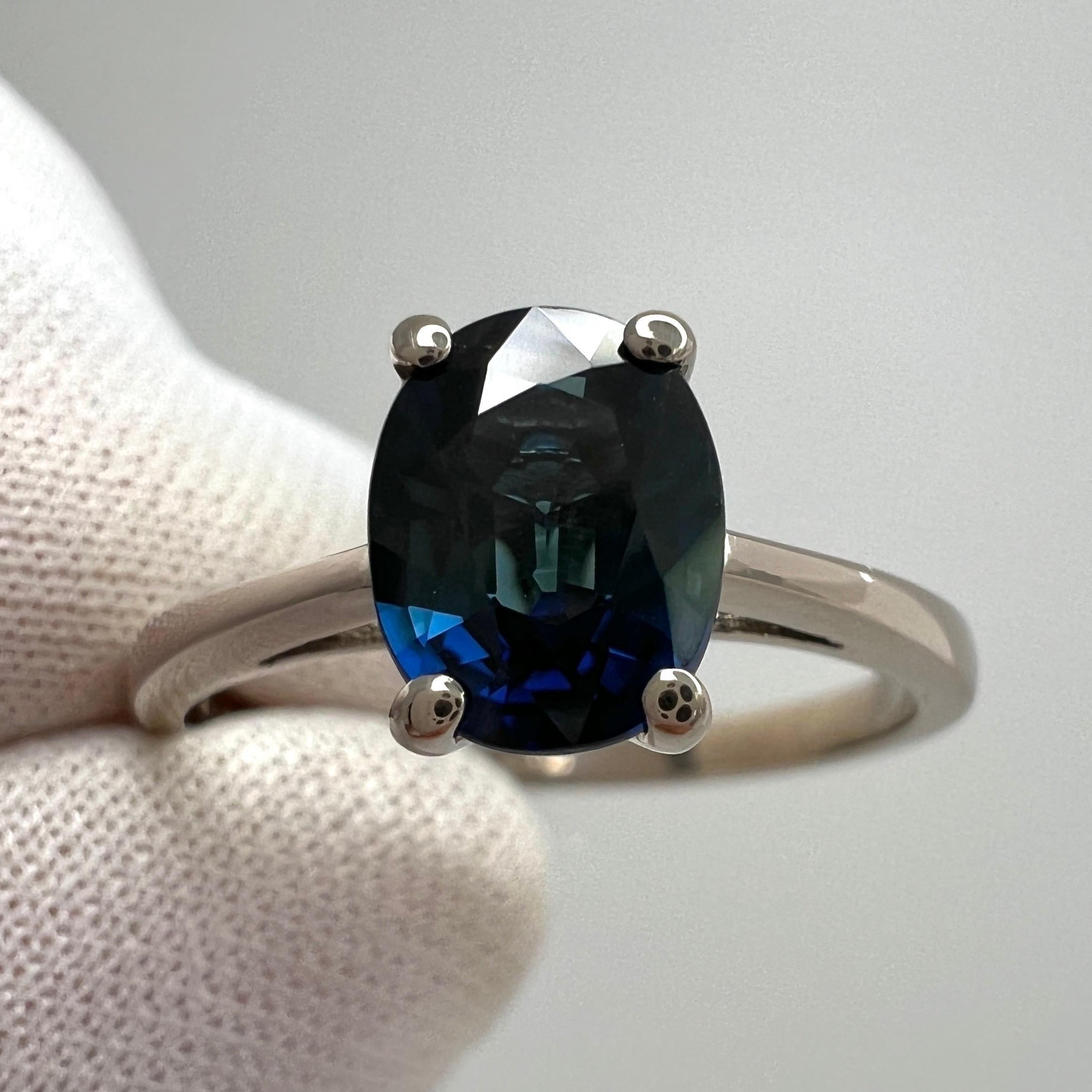 Deep Teal Blue 1.60 Carat Sapphire Oval Cut 18 Karat White Gold Solitaire Ring For Sale 3