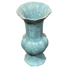 Vase à ouverture festonnée Deep Turquoise, Chine, Contemporary