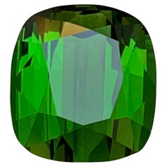 Gemma sciolta di tormalina naturale verde intenso 8,25 carati taglio cuscino Gioielleria