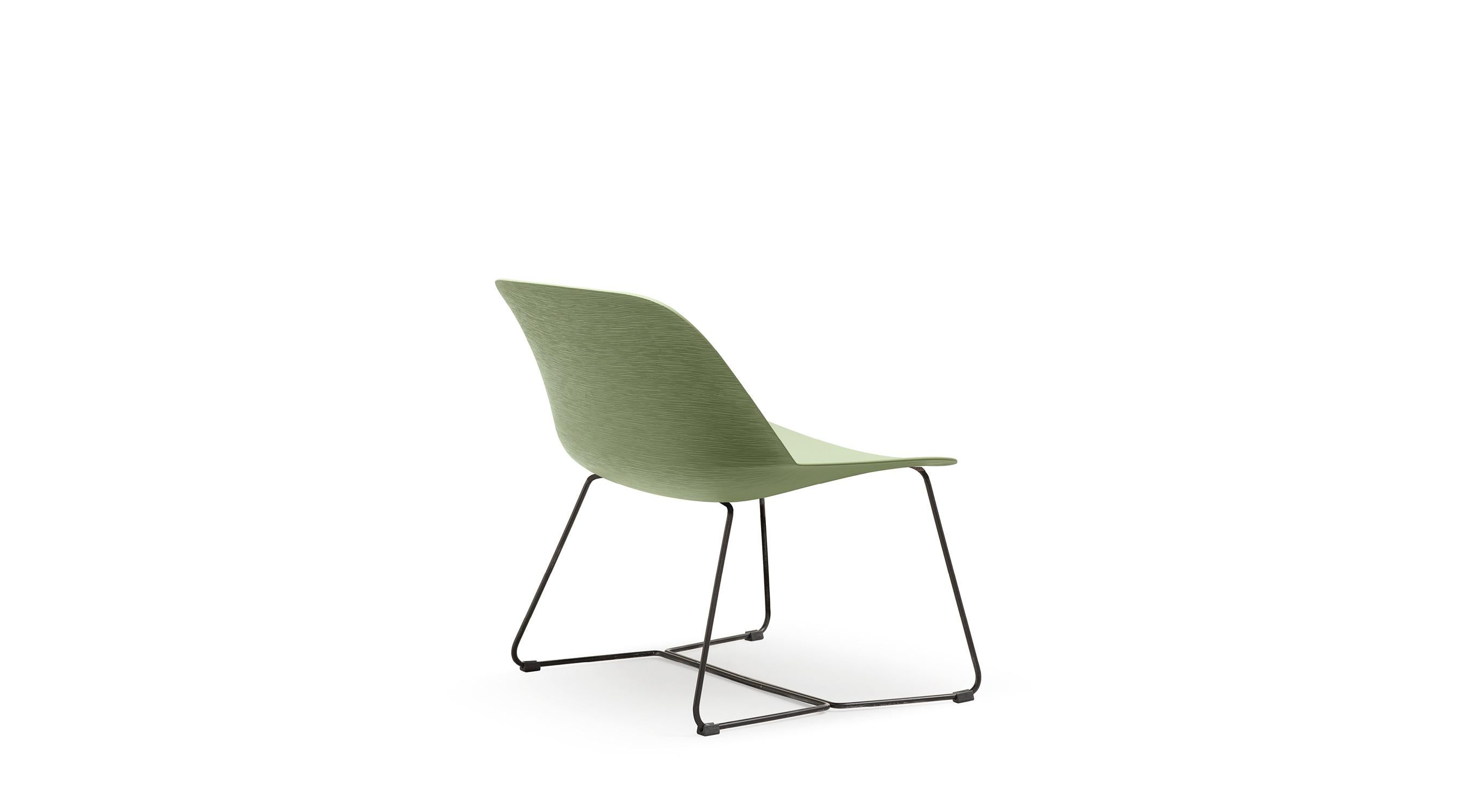 Deep XL Armchair in Polypropylene Shell & Steel Painted Frame by Quinti Sedute For Sale 8