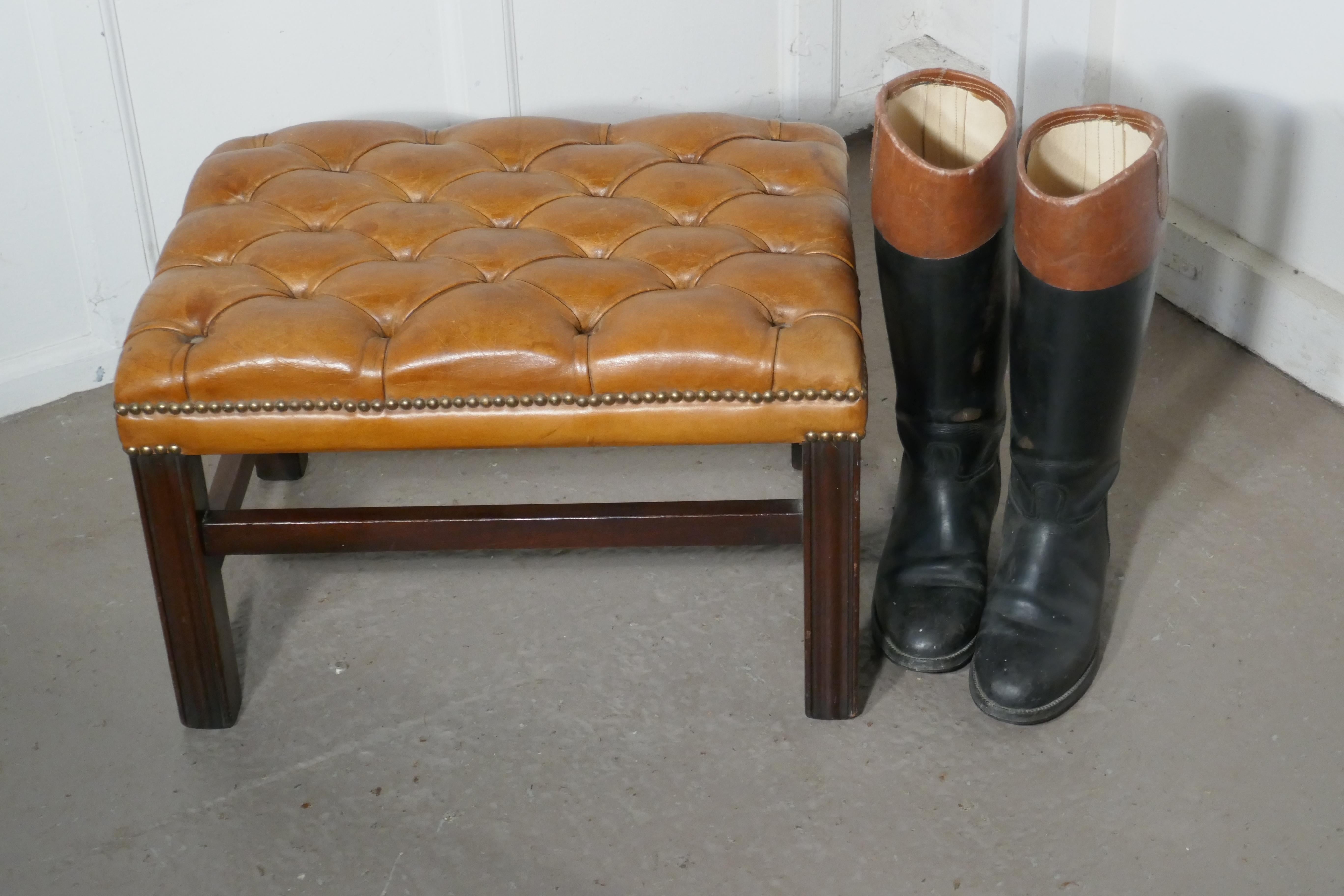 chesterfield stool