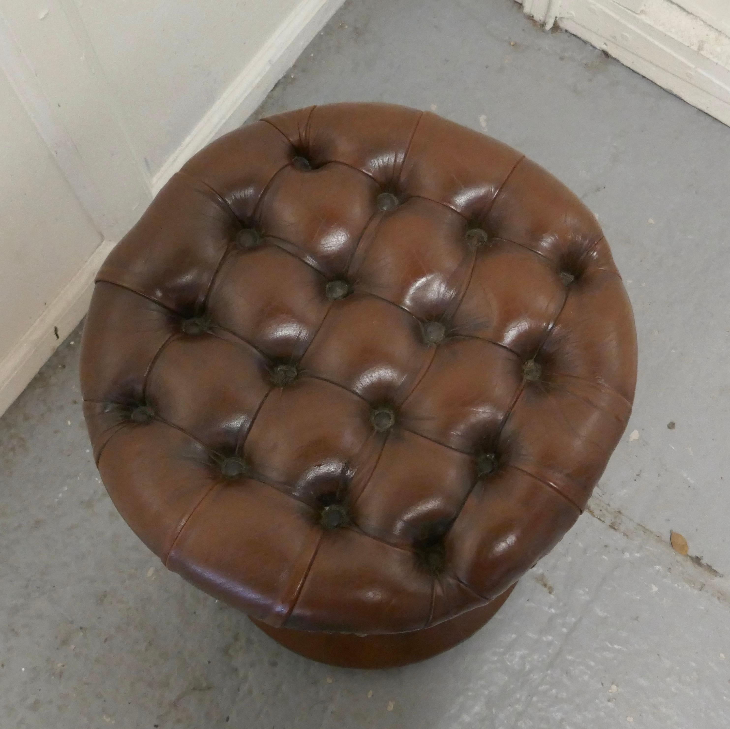 20th Century Deeply Buttoned Tam Tam Leather Stool For Sale