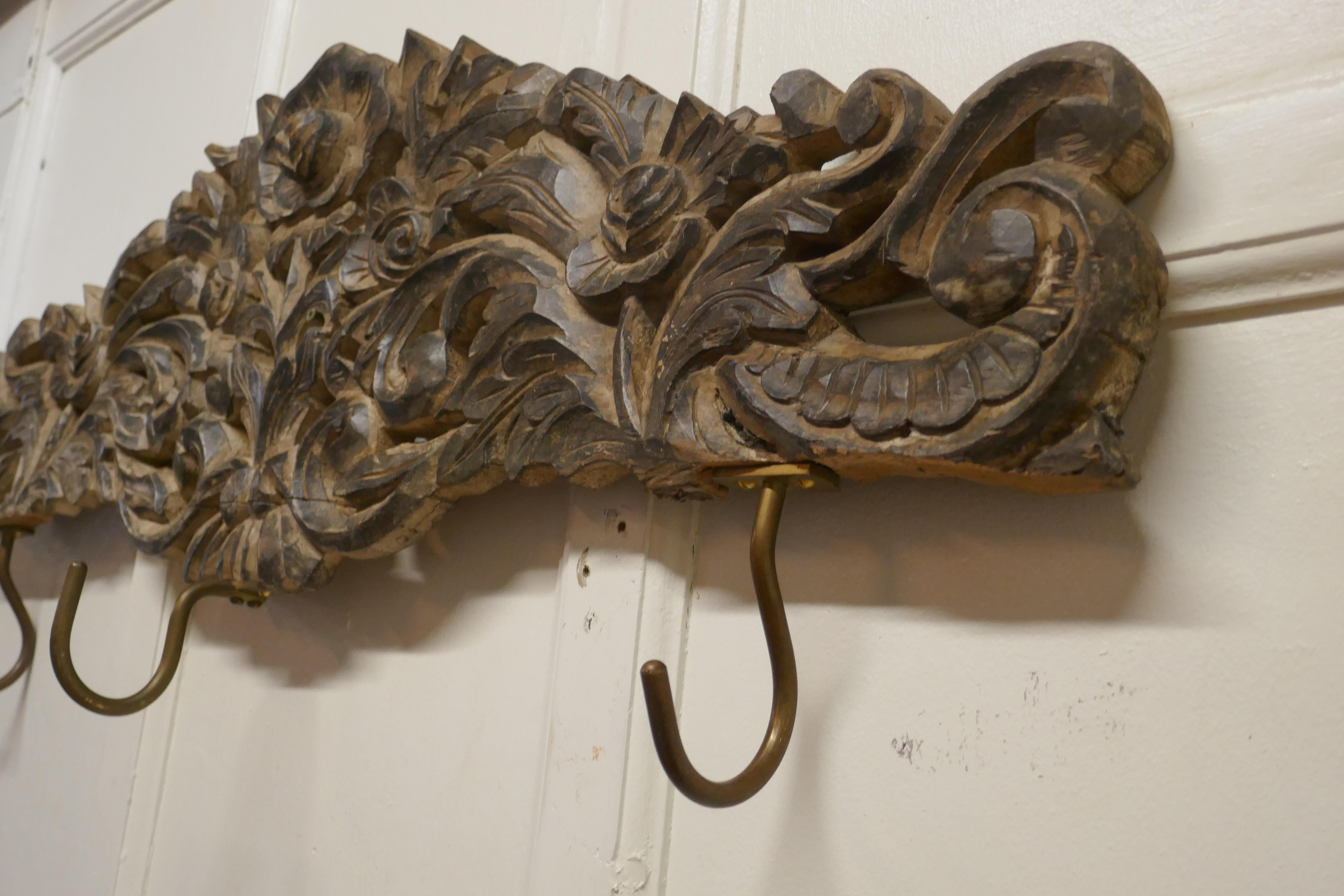 20th Century Deeply Carved Hat and Coat Hooks Rack For Sale